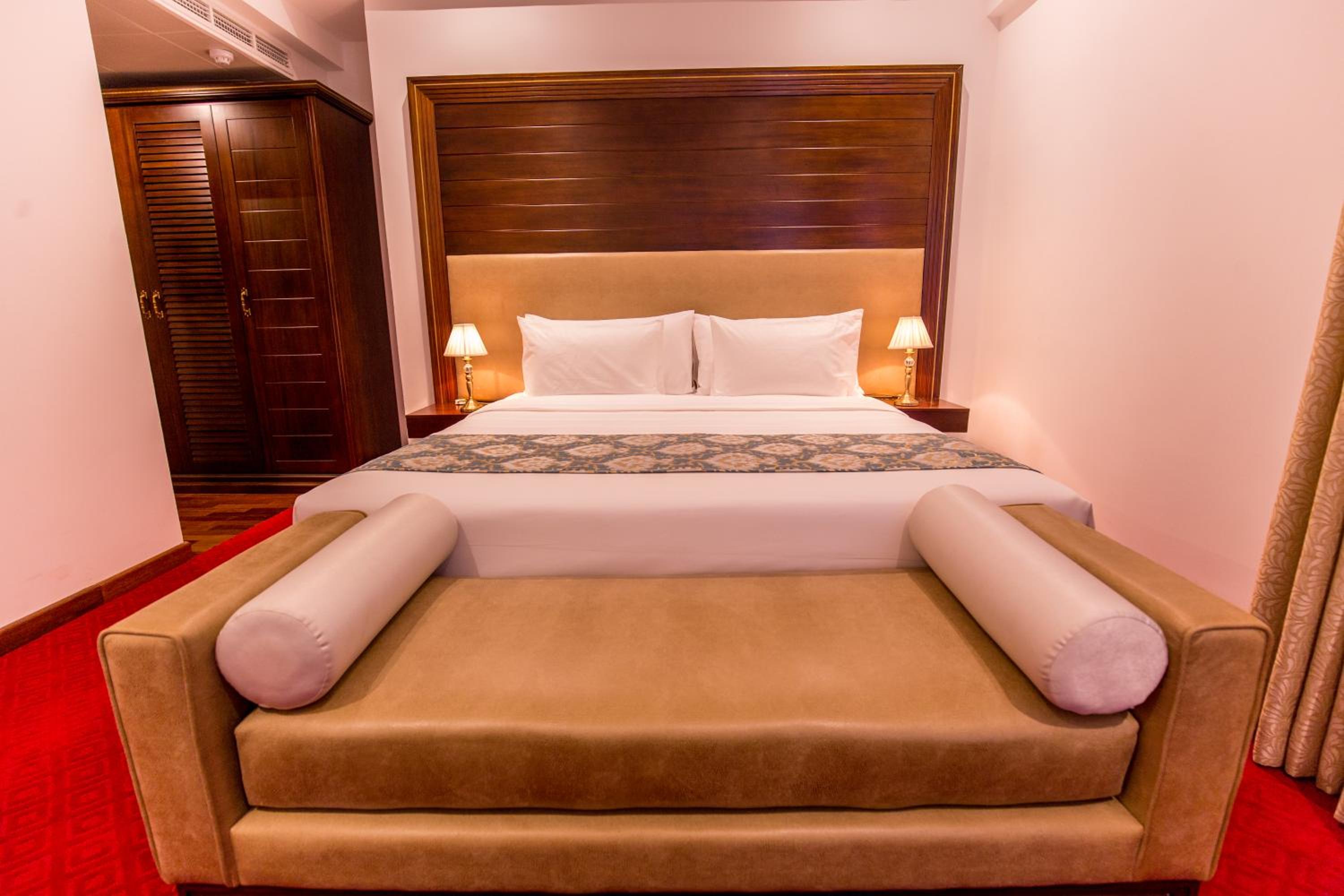 Deluxe Double Room with Early check-in and Late Check-out (on Availability) photo 3