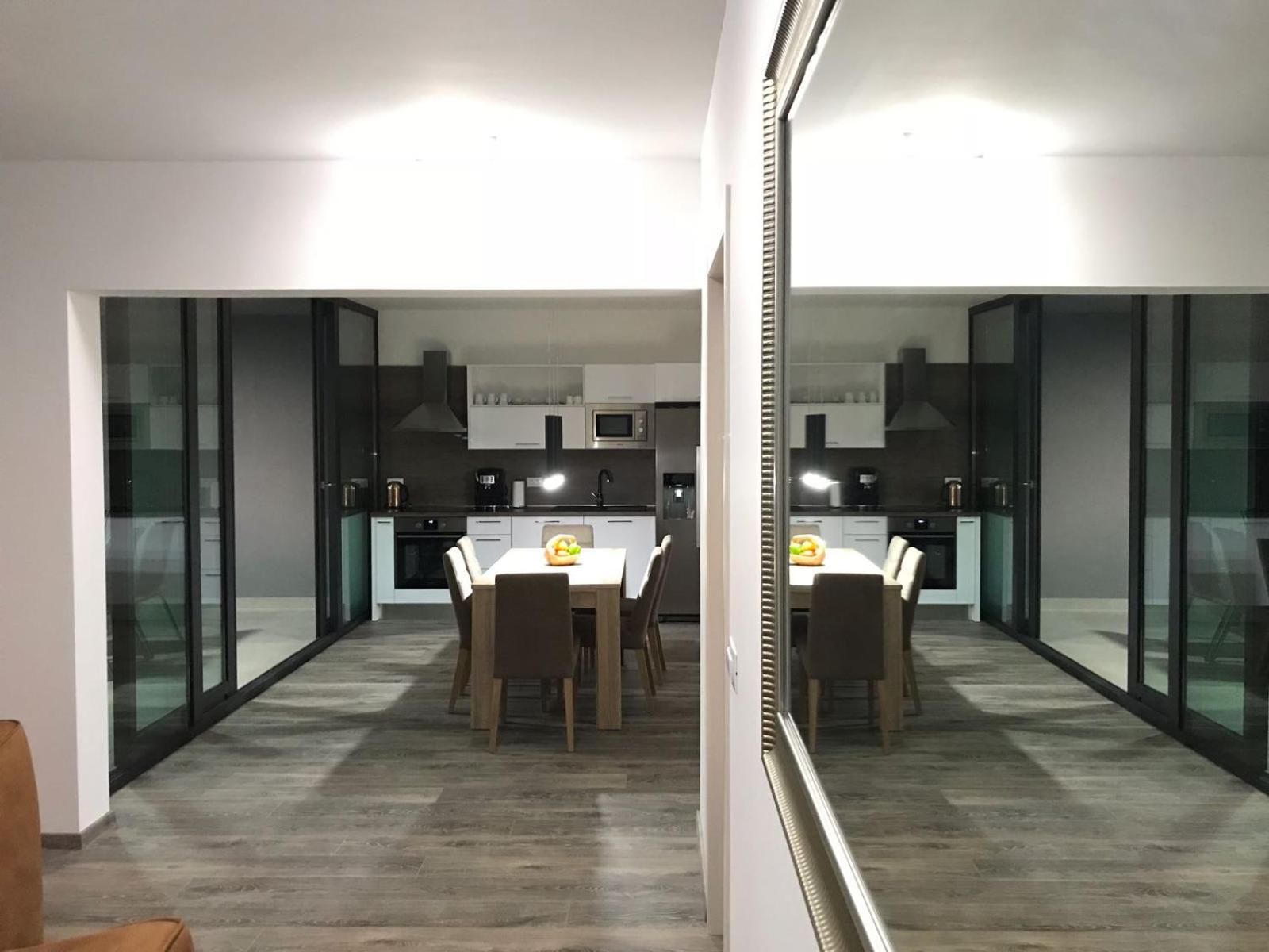 Luxury Two-Bedroom Apartment with Terrace and Sea View