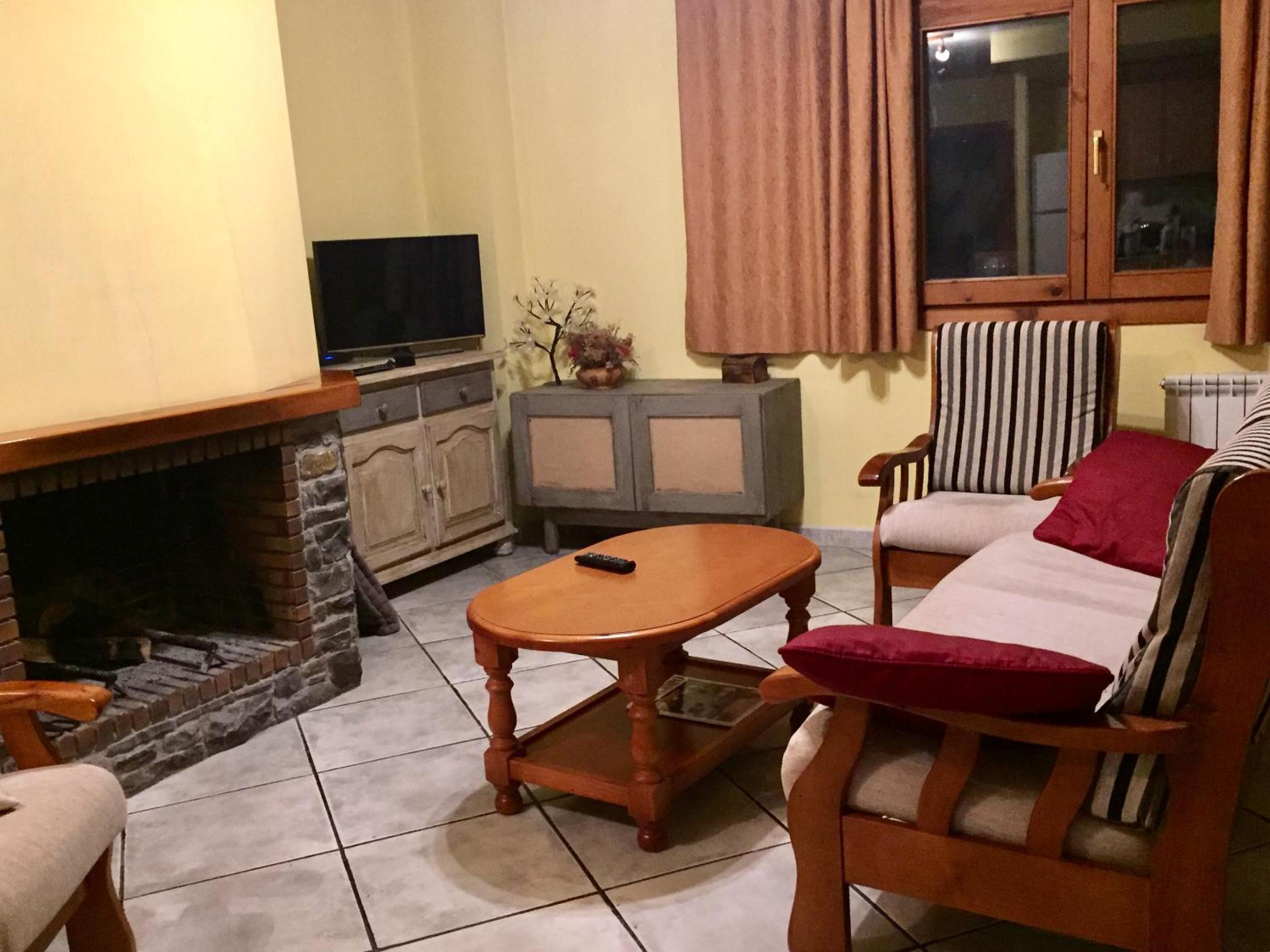 Two-Bedroom Apartment - Photo 26