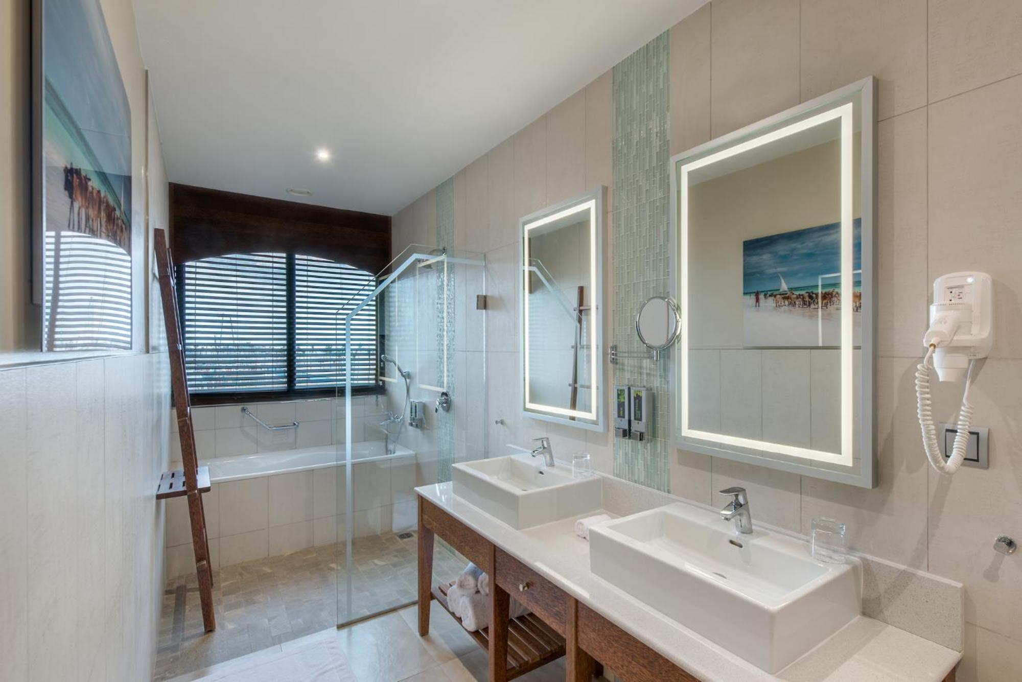 Executive King with Sea View