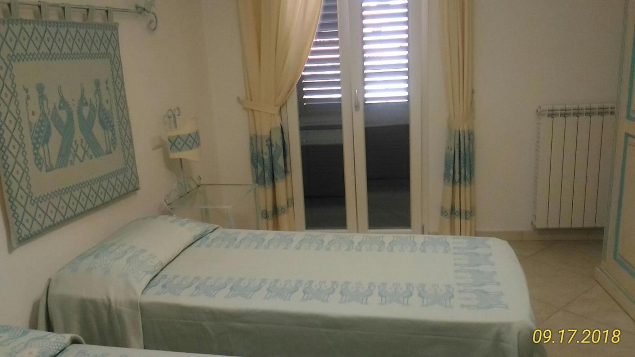 Twin Room - Photo 4