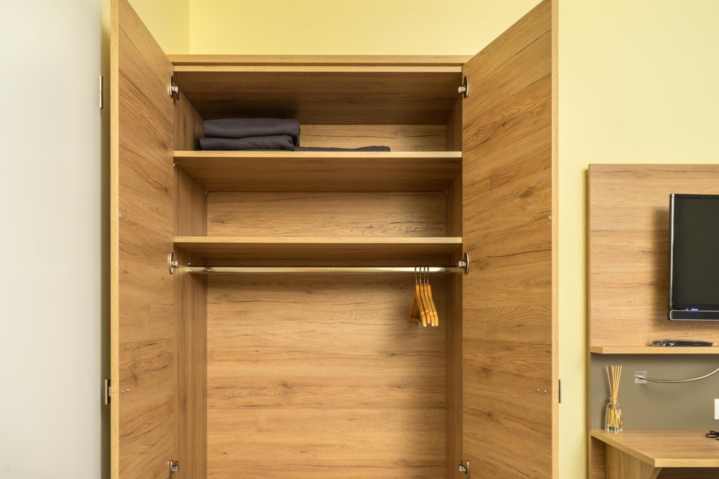 Luxury Triple Room - Photo 11