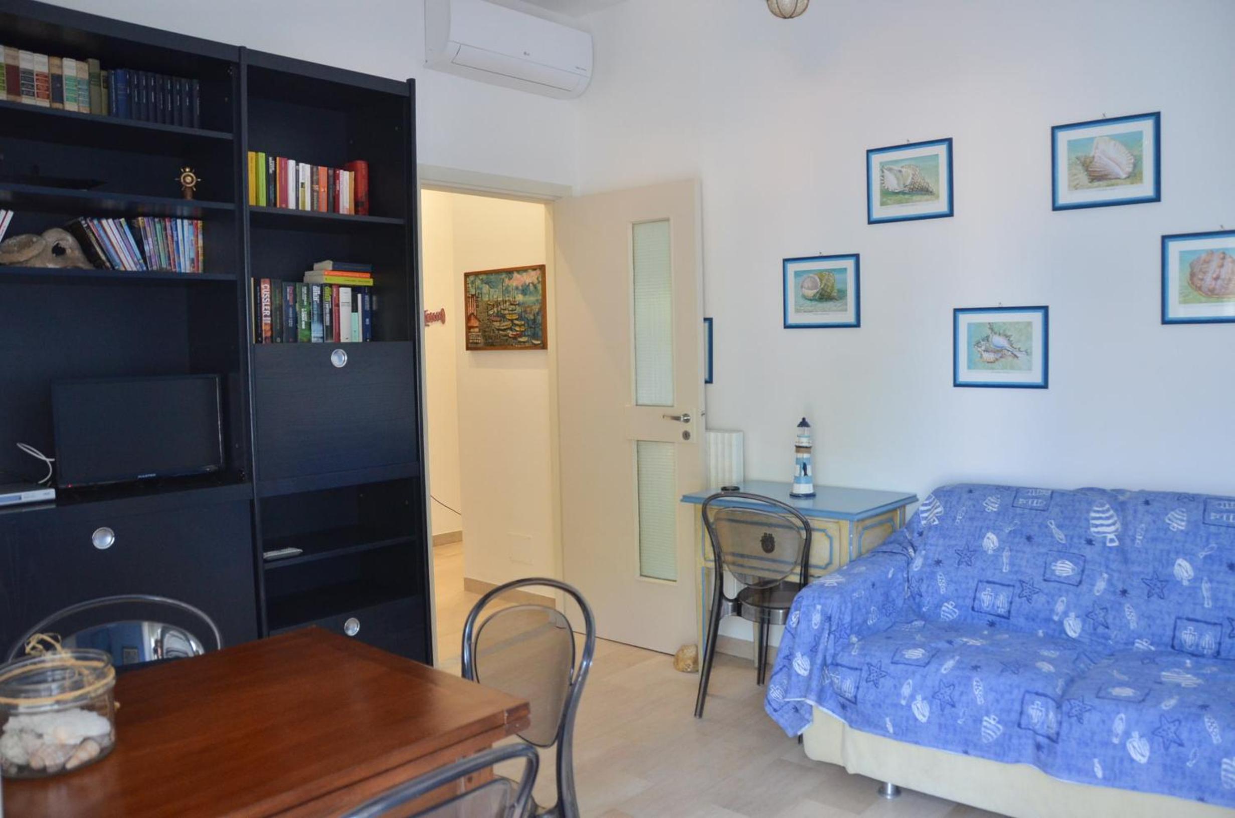 Apartment photo 3