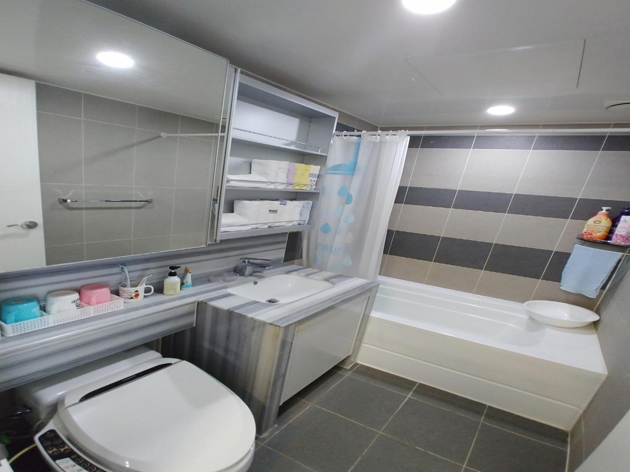 Family Room with Bathroom - Photo 11