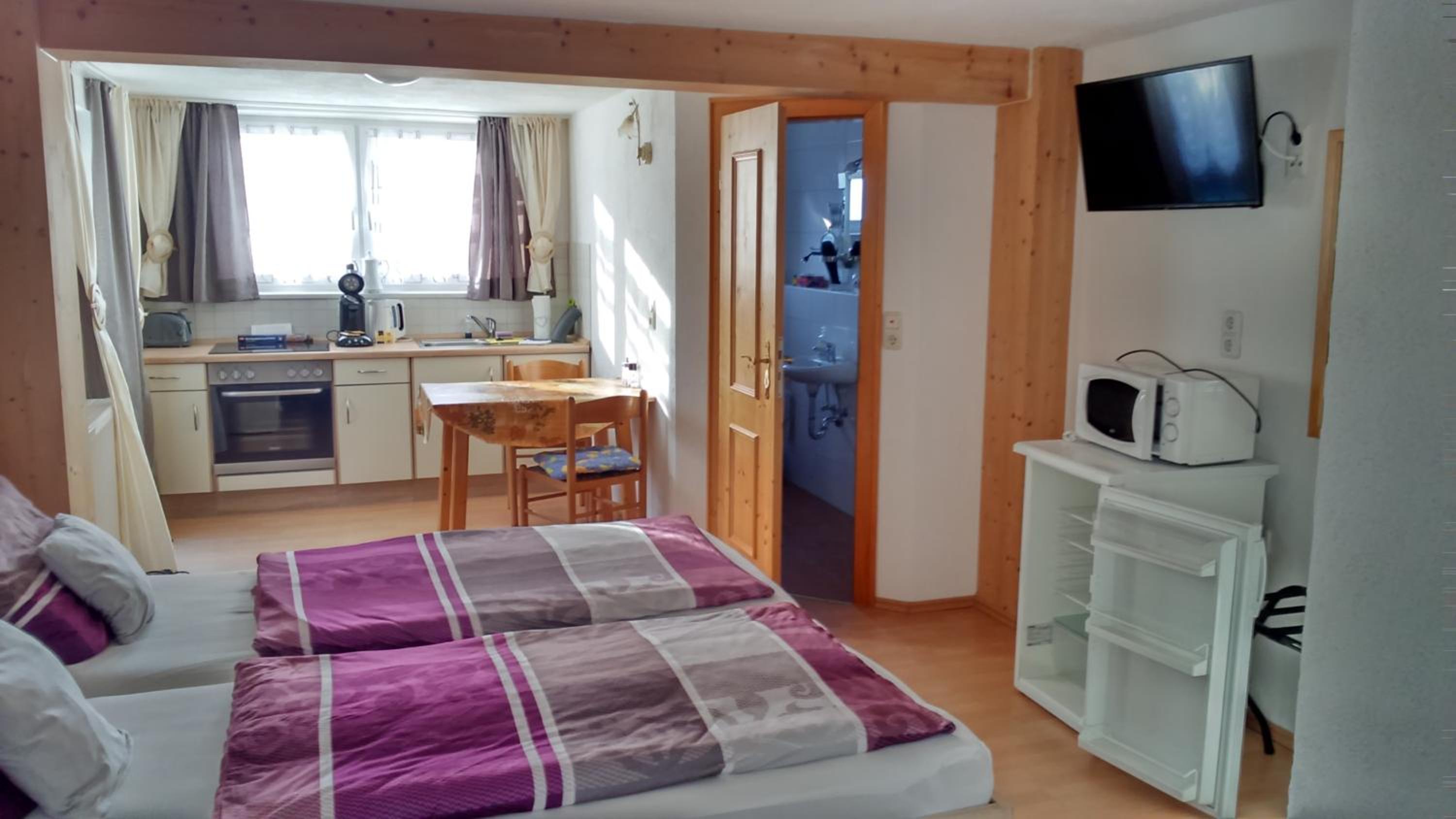 Studio Apartment photo 1