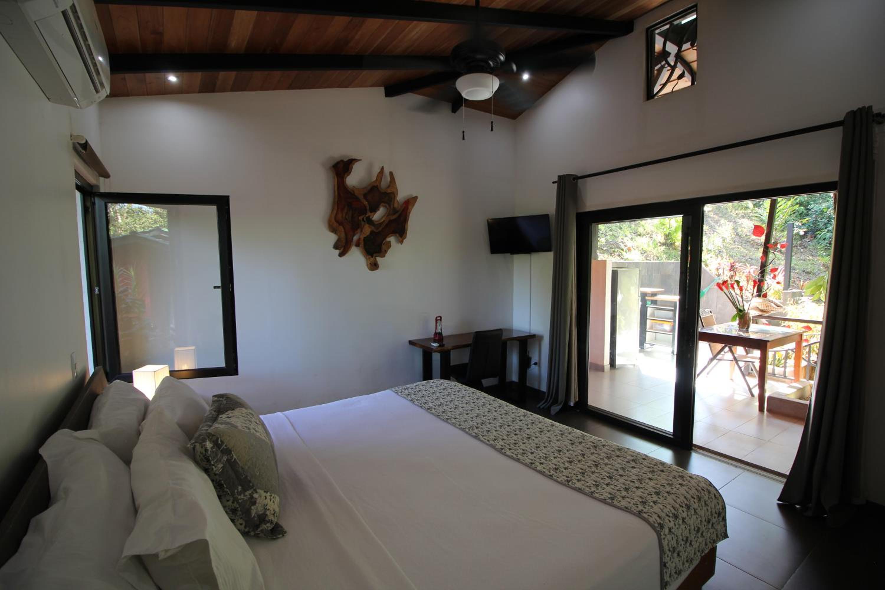 Deluxe Bungalow