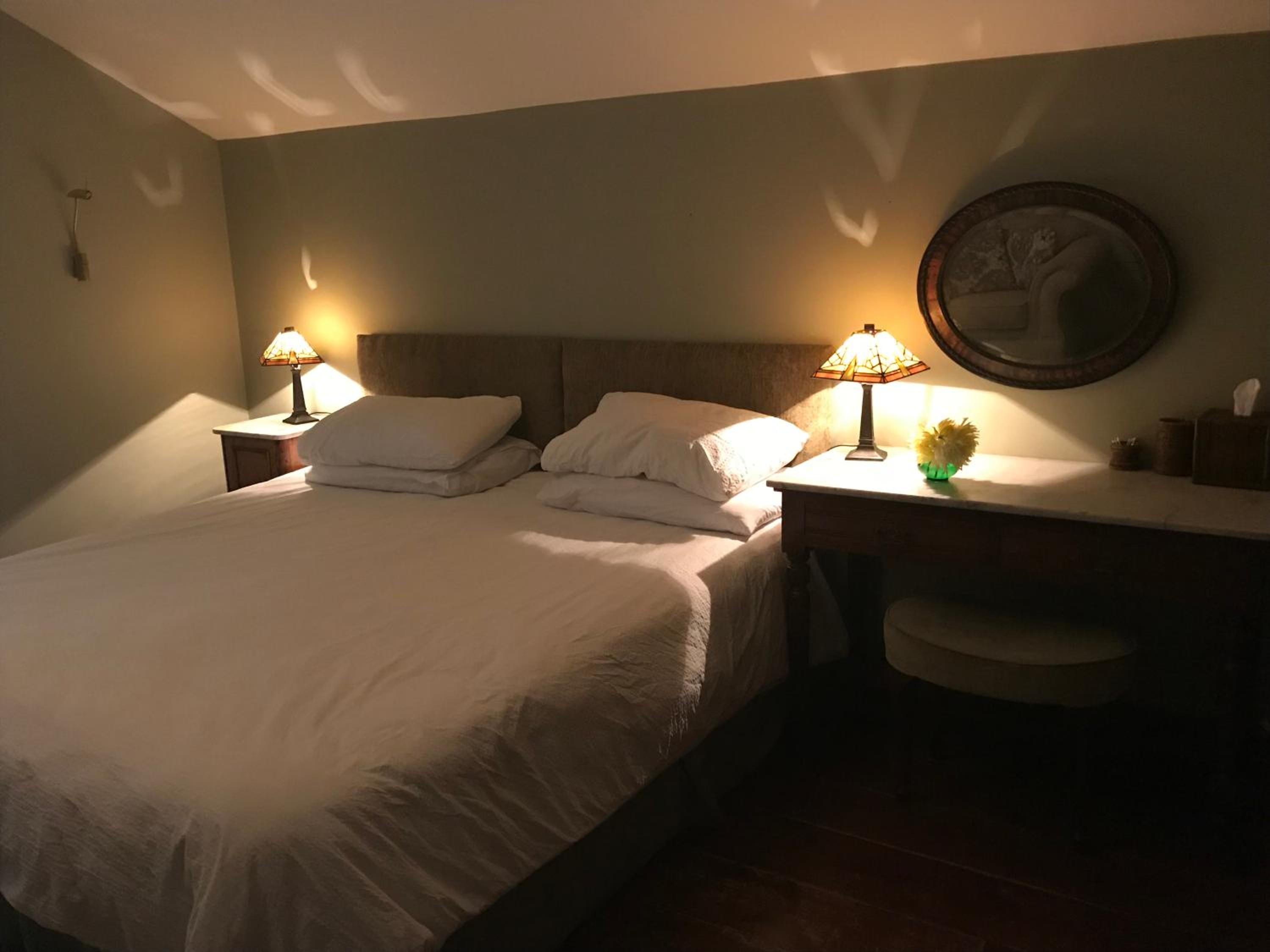 Deluxe Double or Twin Room - Photo 6