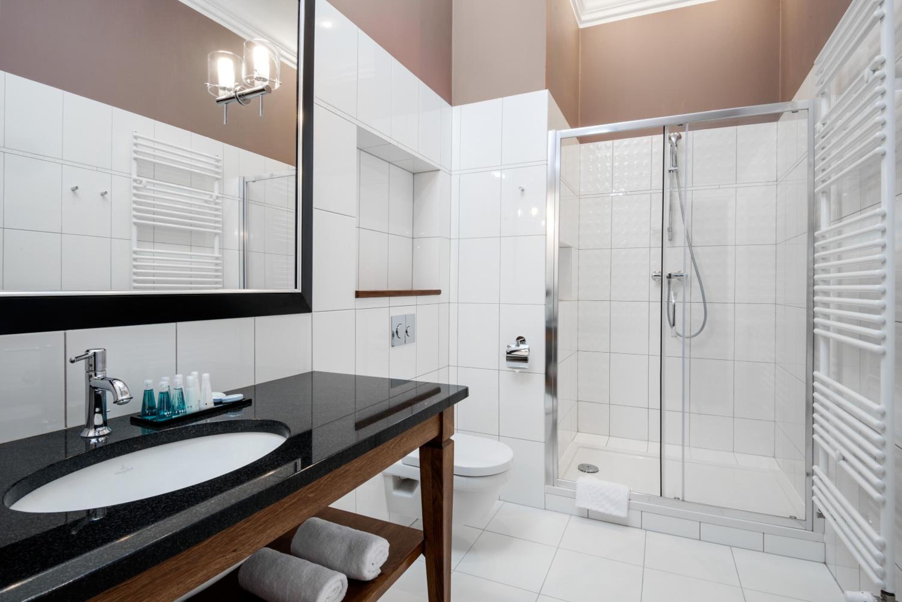 Junior Suite - Photo 7