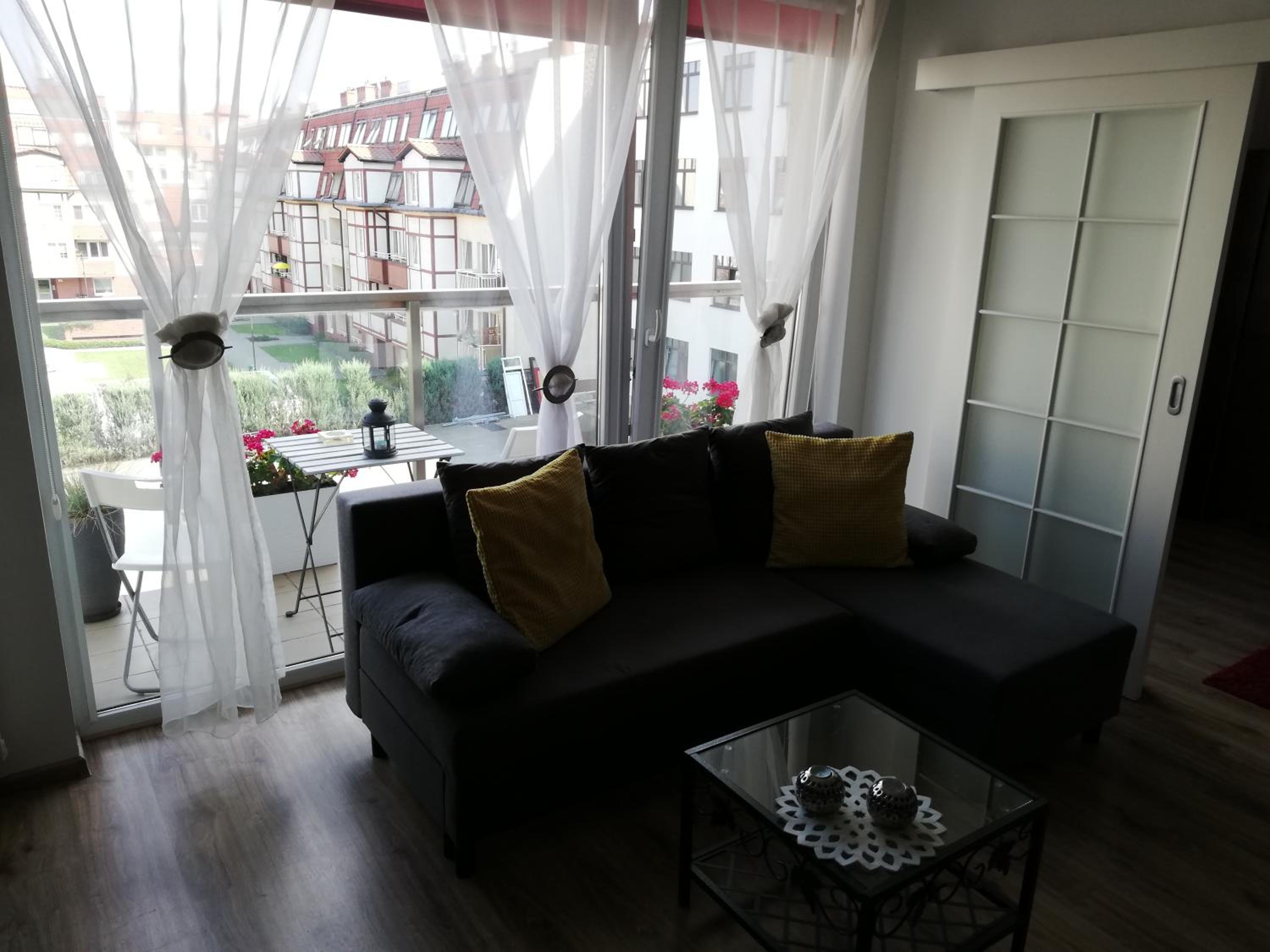 Apartment with Balcony - Photo 13