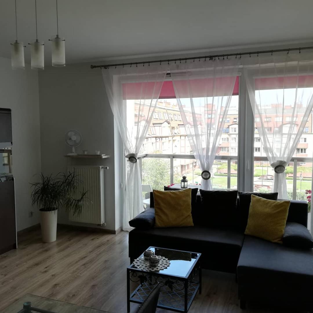 Apartment with Balcony - Photo 12