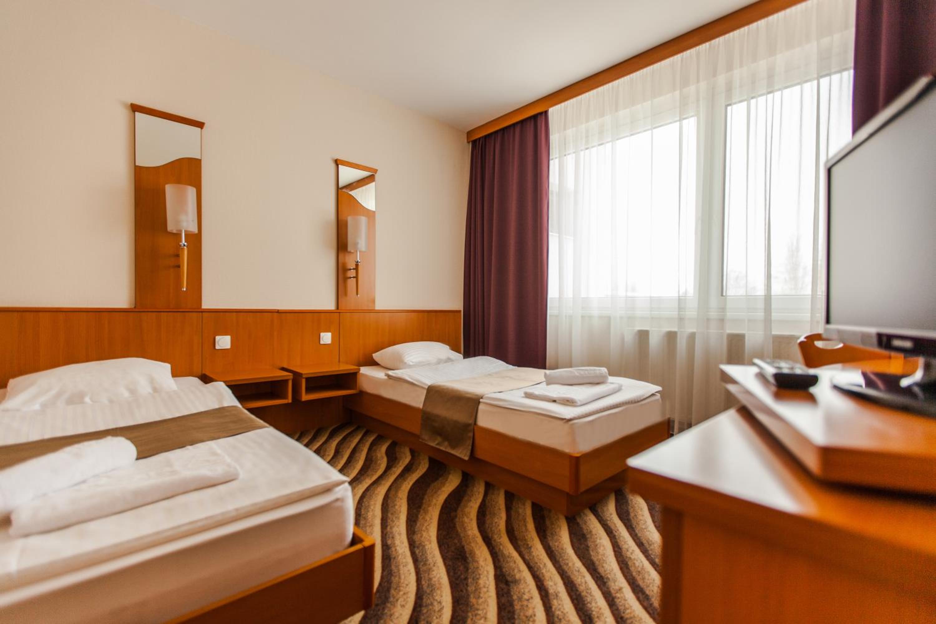 Twin Room with Balcony photo 1