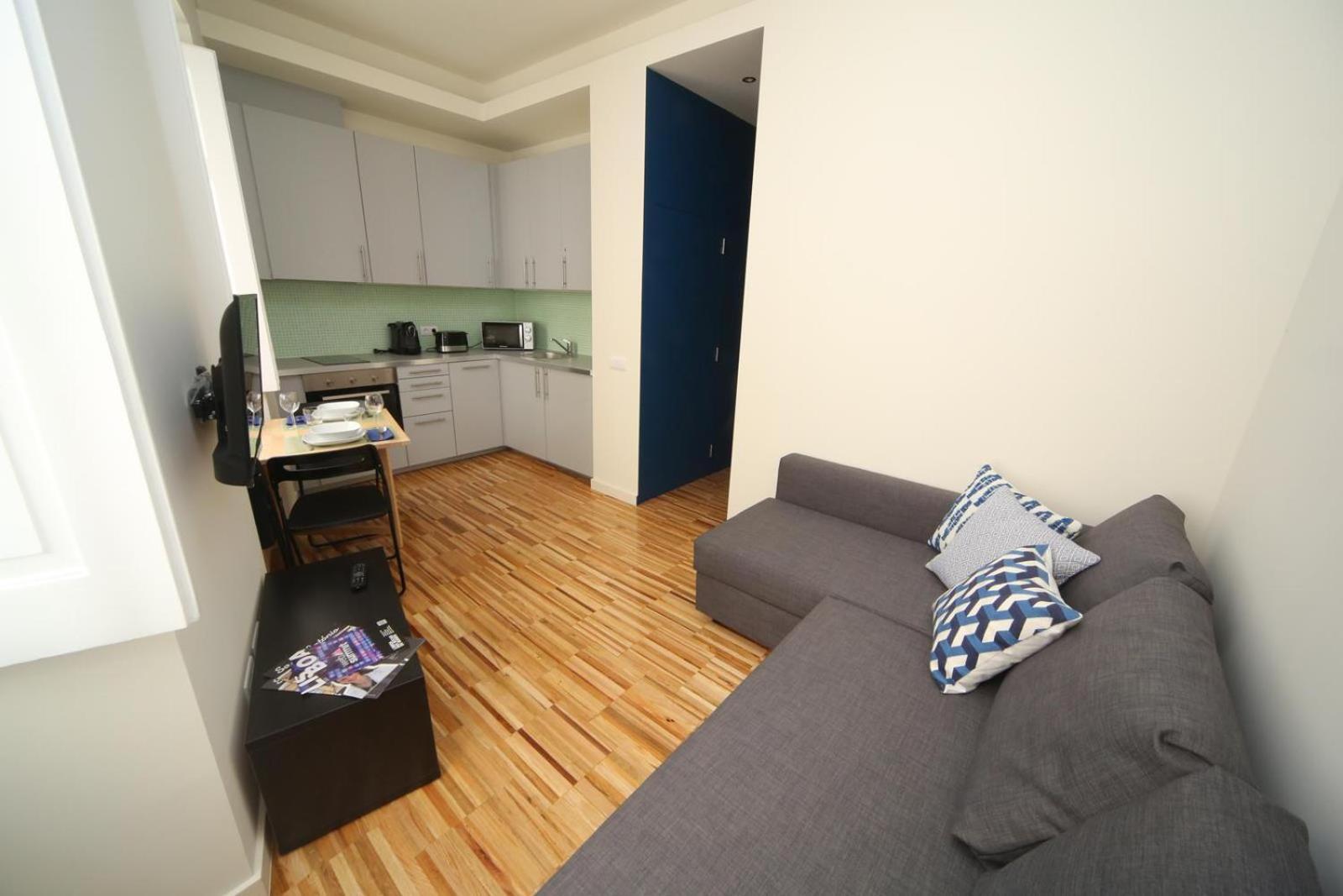 One-Bedroom Apartment photo 3