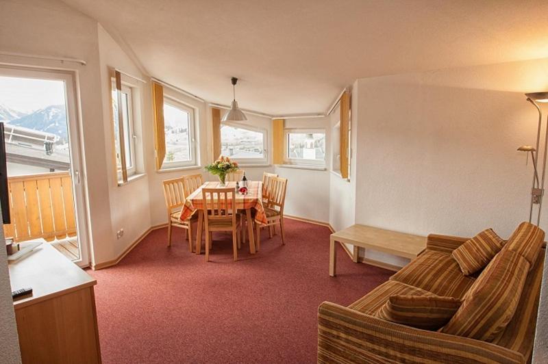 Two-Bedroom Apartment photo 2