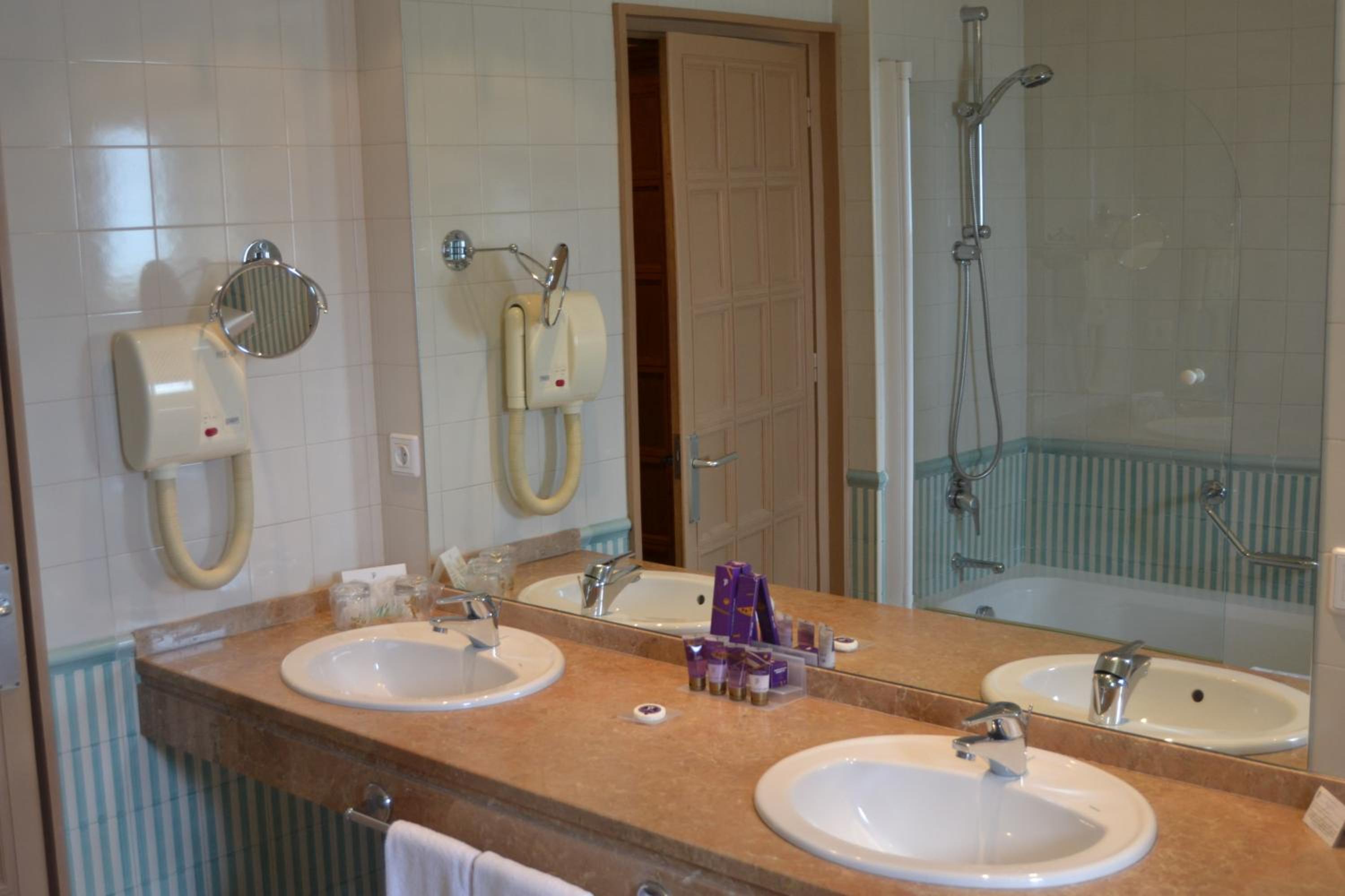 Superior Double Room - Photo 6