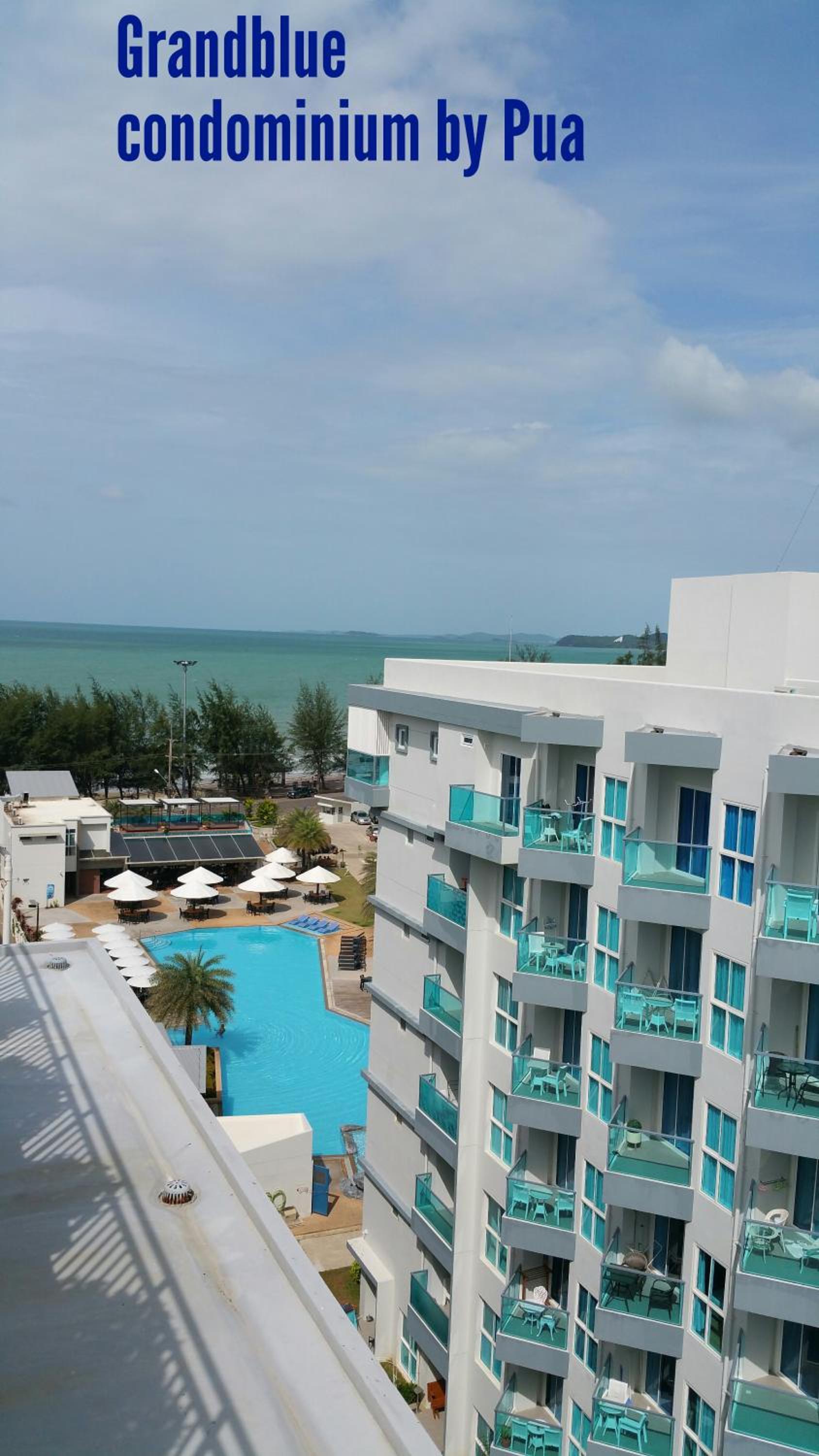 Apartment with Pool View  photo 3