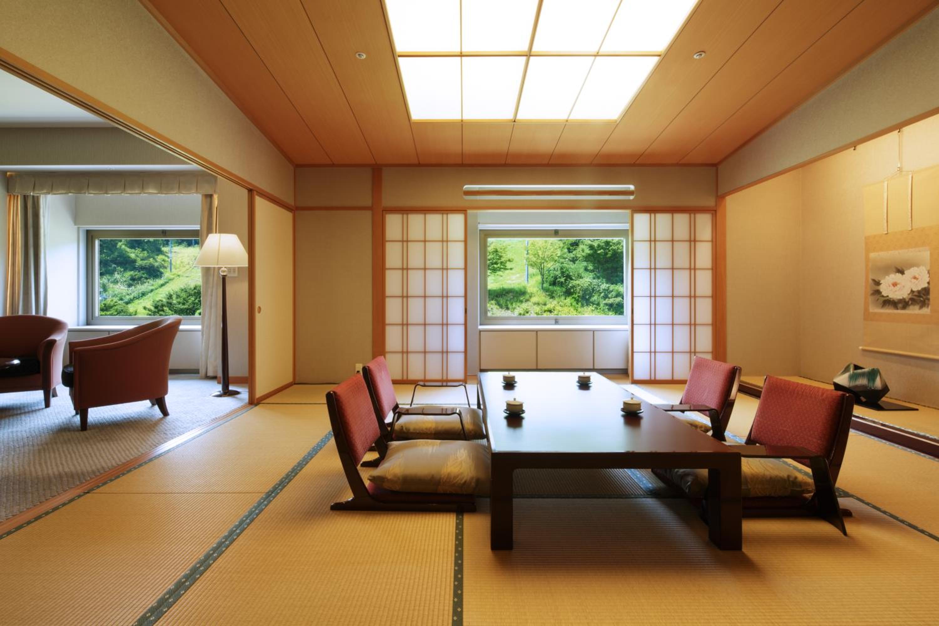 Japanese Suite photo 2