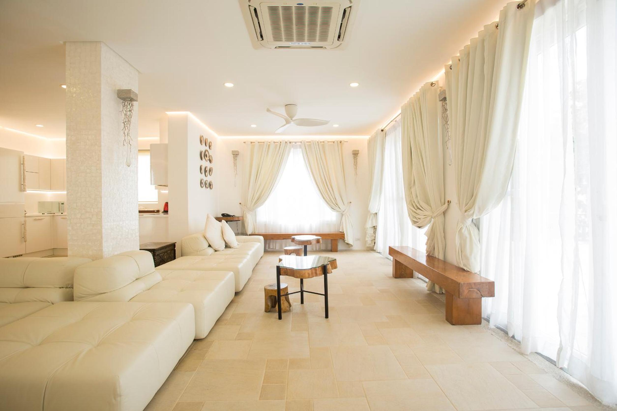 2 Bedroom Sky Suite with Private Pool - Photo 4