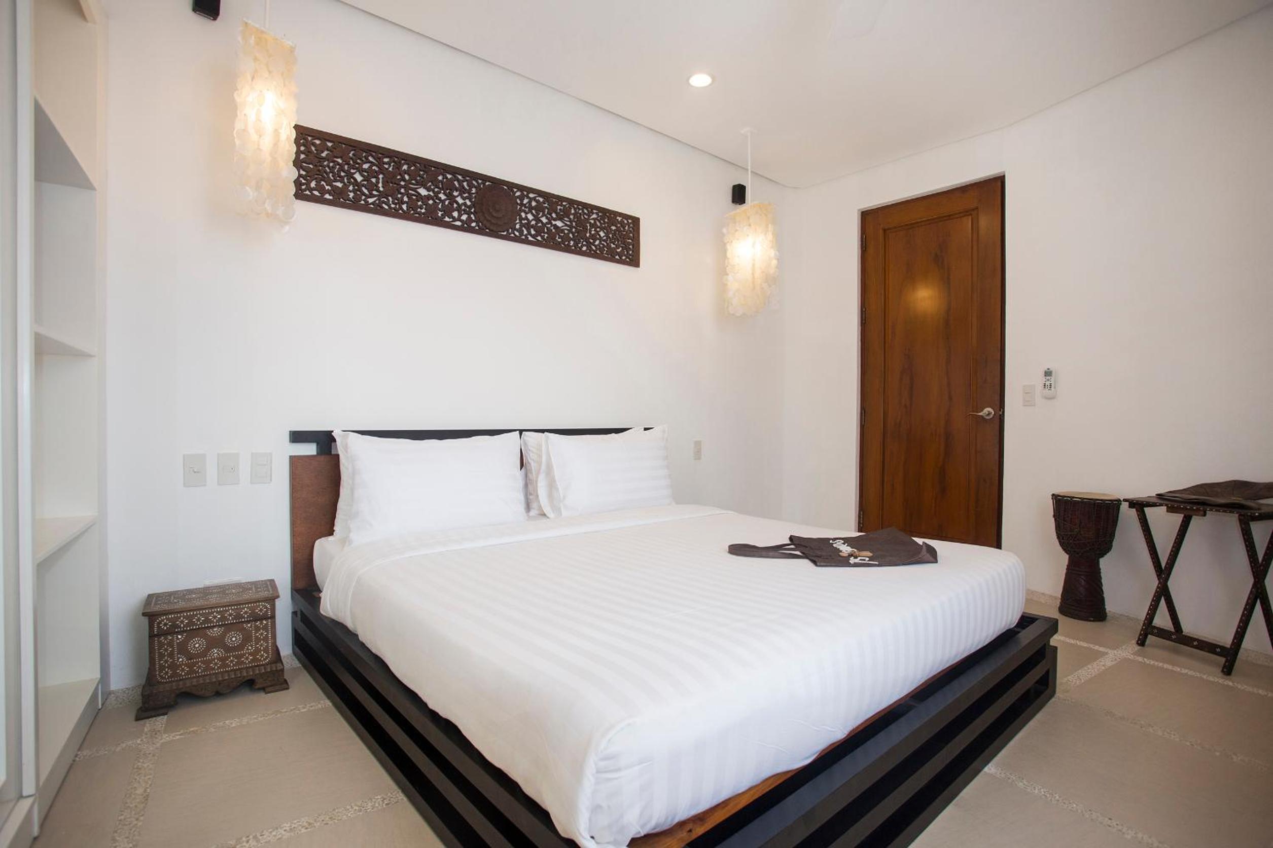 2 Bedroom Sky Suite with Private Pool - Photo 11