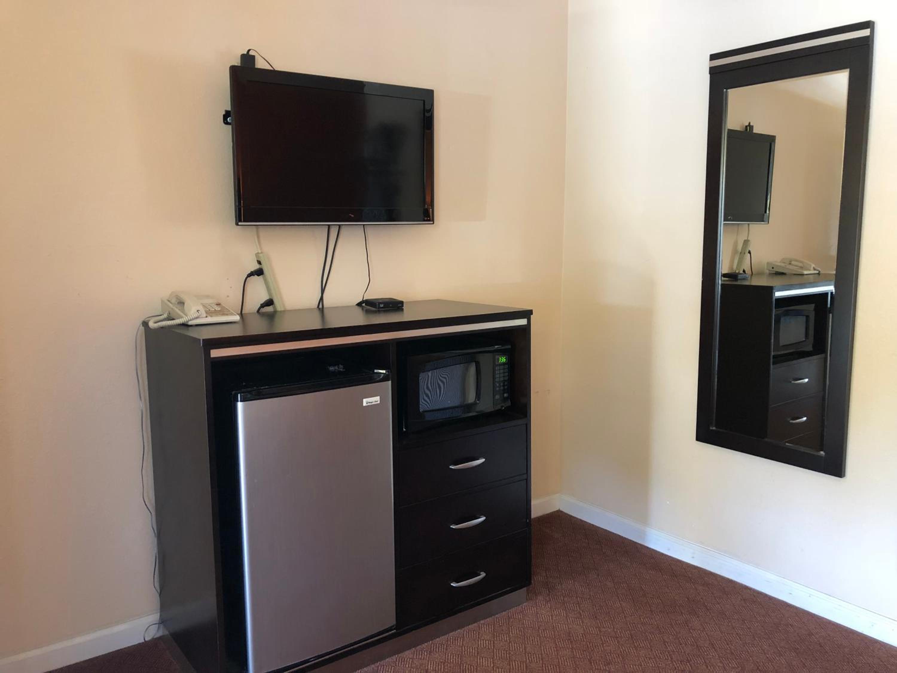 Queen Room photo 3