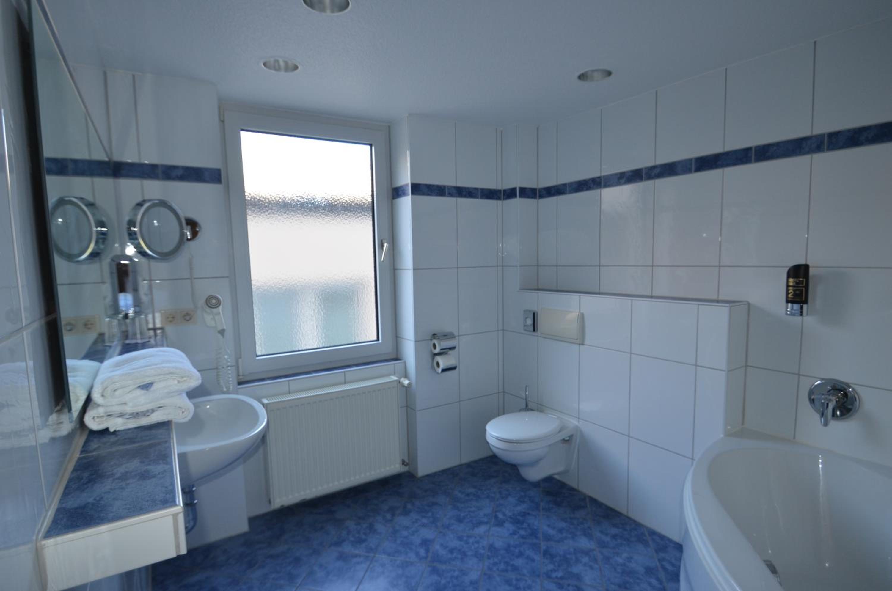 Comfort Double Room - Photo 10