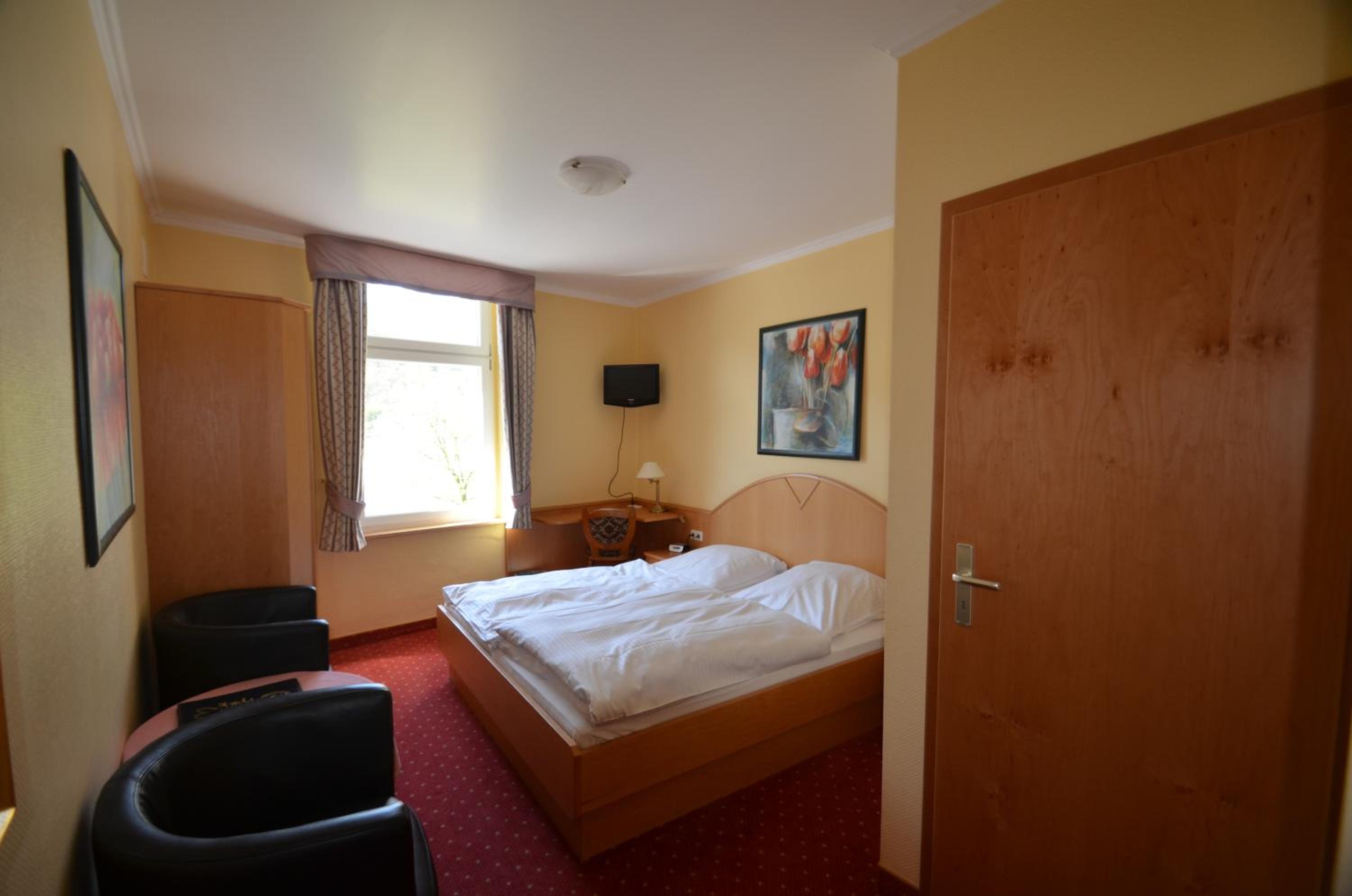 Double Room - Photo 4