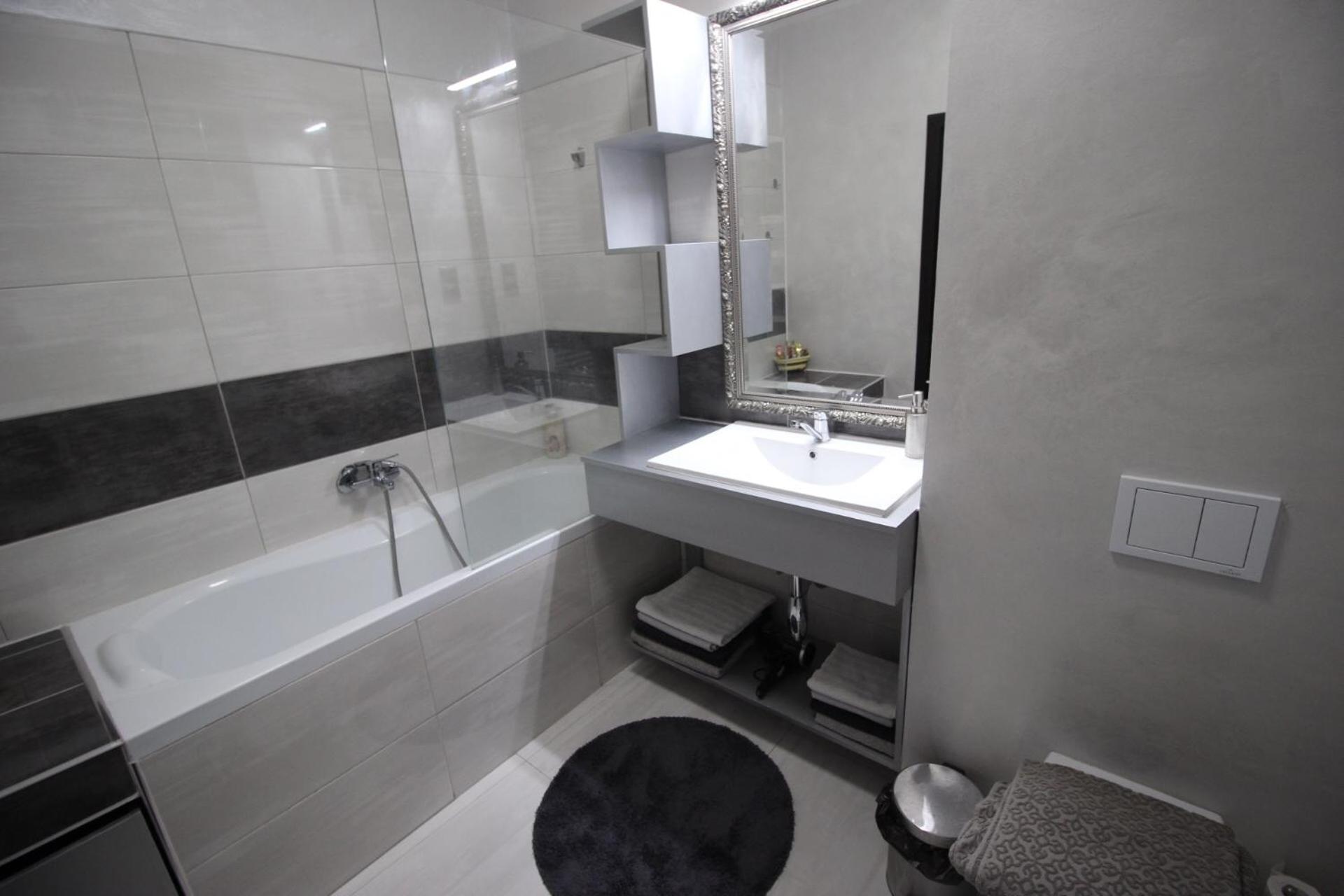 Apartment - Photo 4