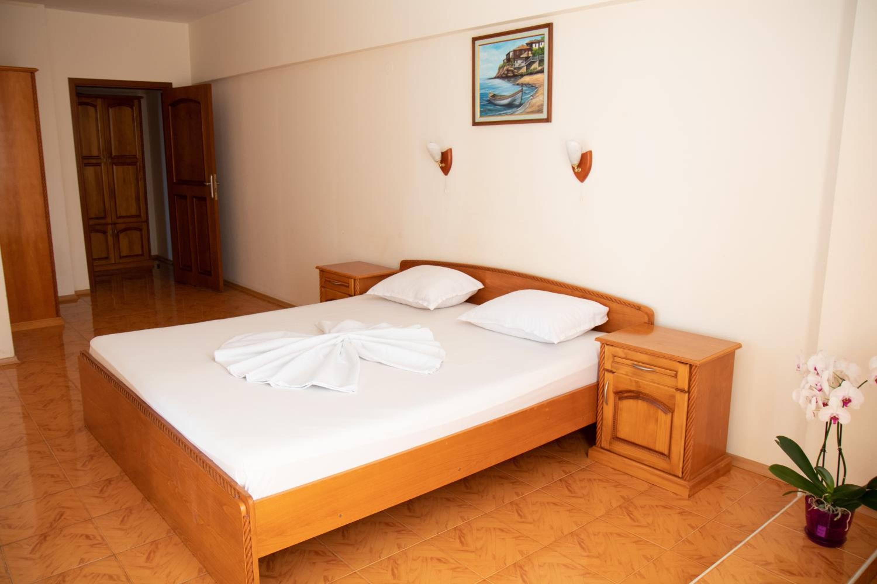 One-Bedroom Apartment with Sea View
