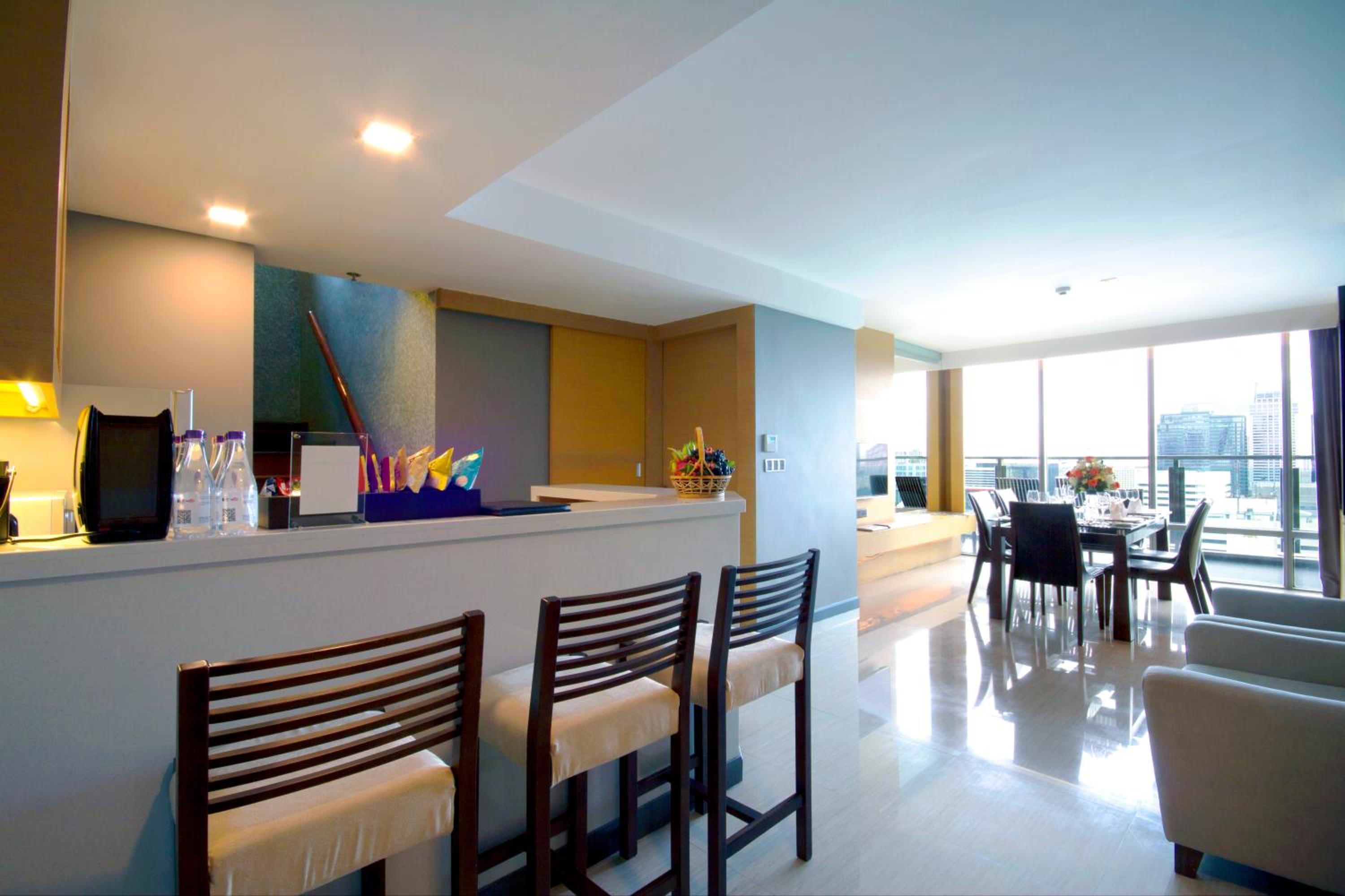 Butterfly Pea Grand Royal Duplex Suite - Two Bedroom
