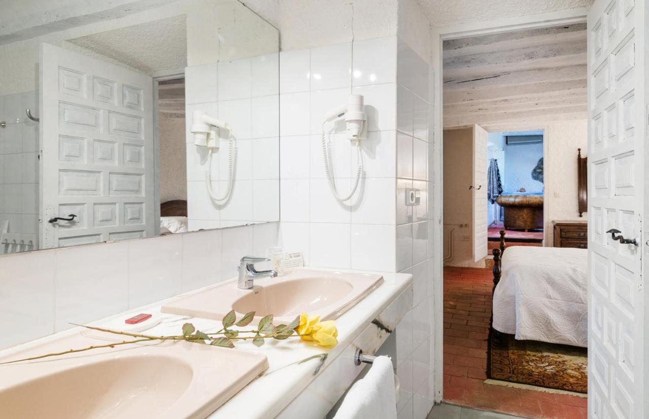 Superior Double Room photo 3