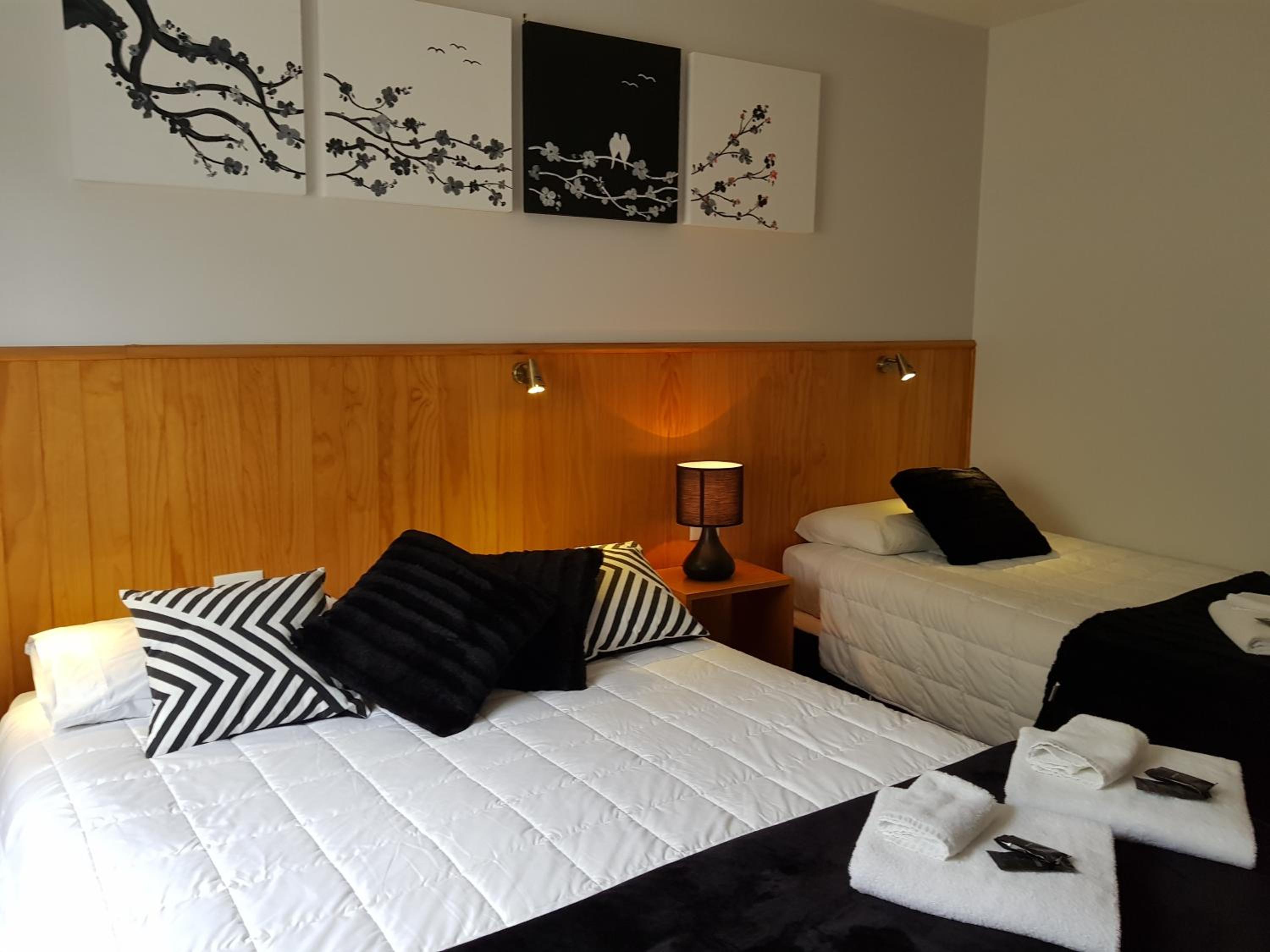 Triple Room - Photo 7
