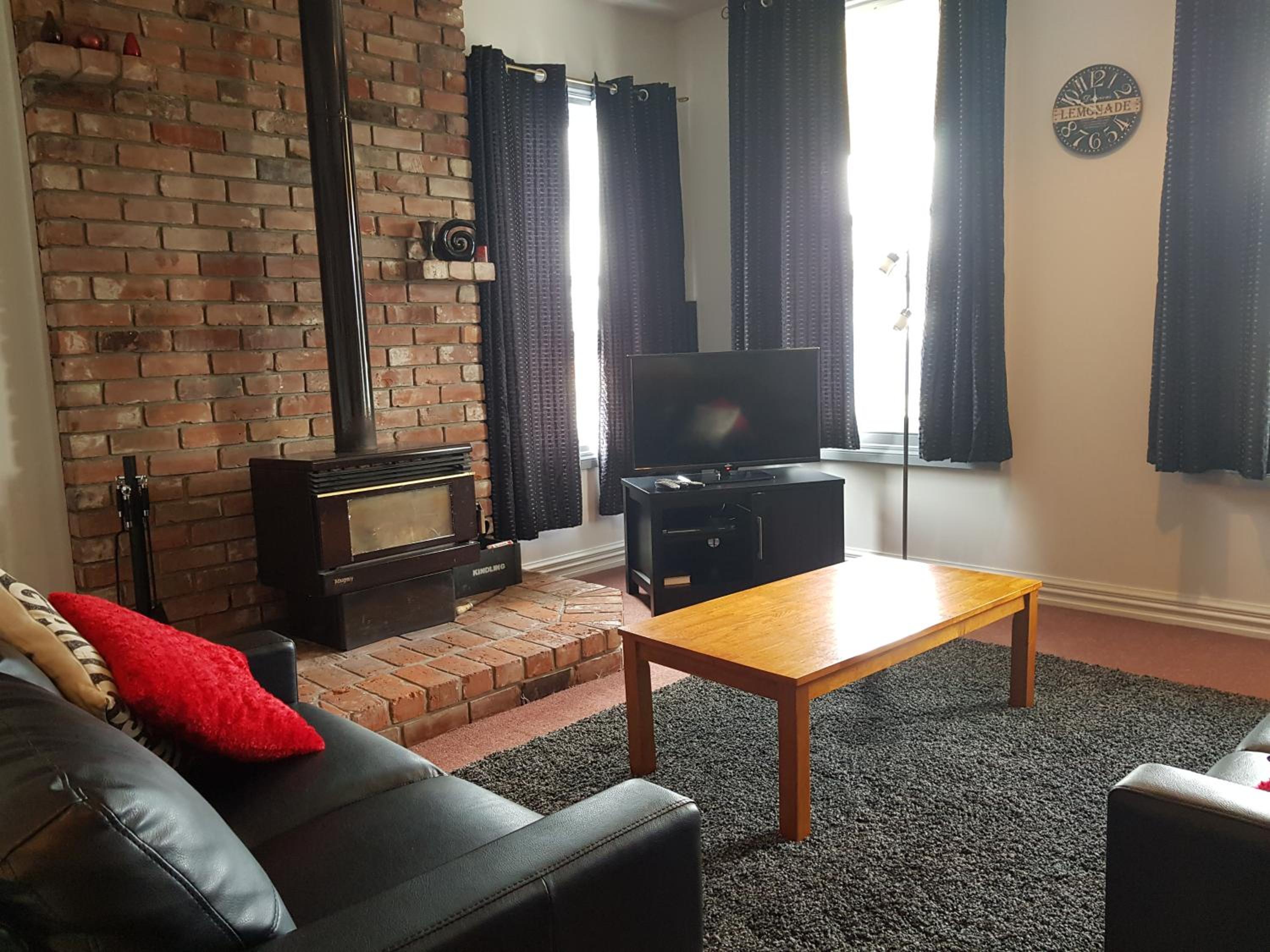 Three-Bedroom Apartment - Photo 1