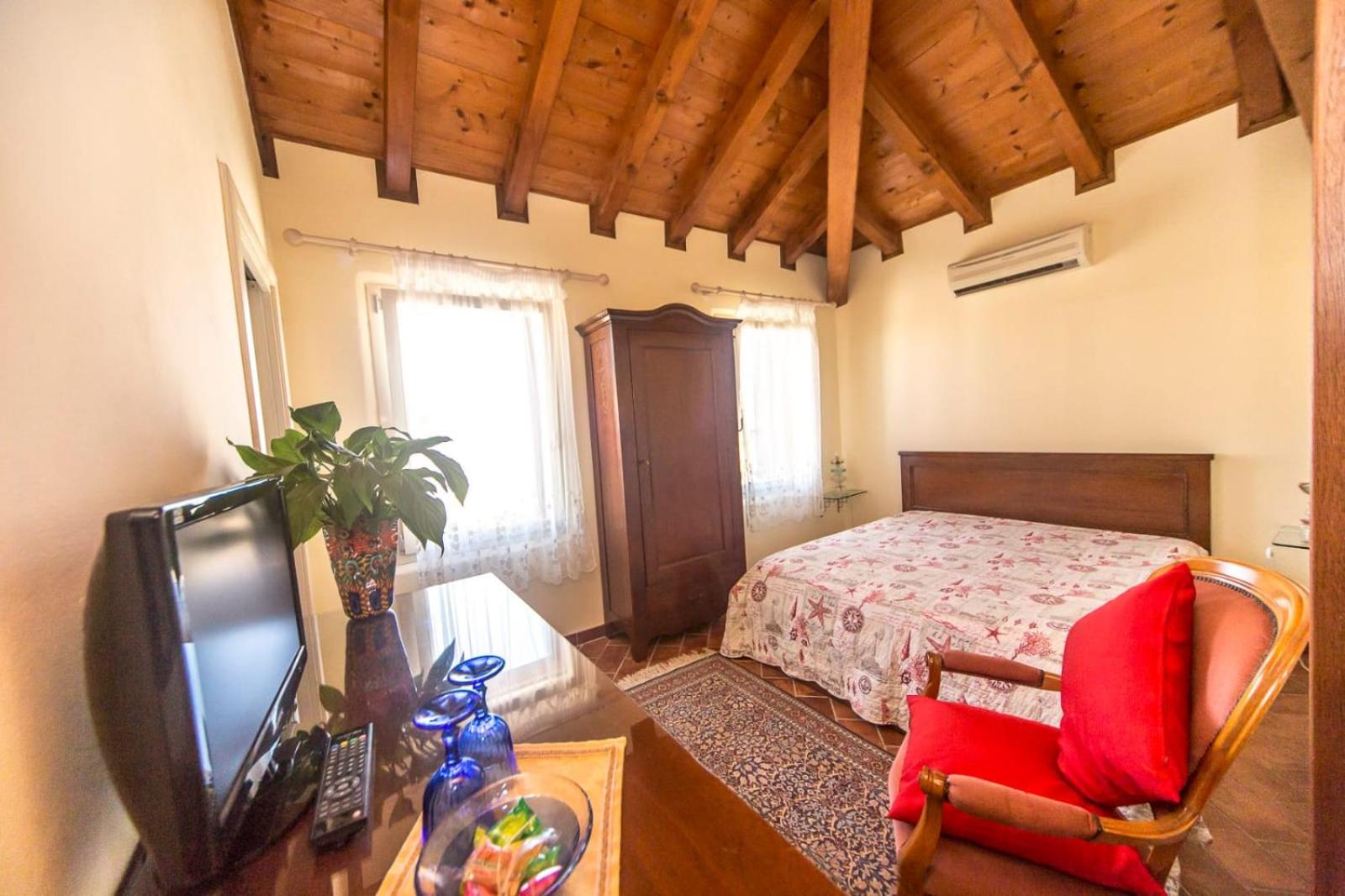 Double Room photo 3