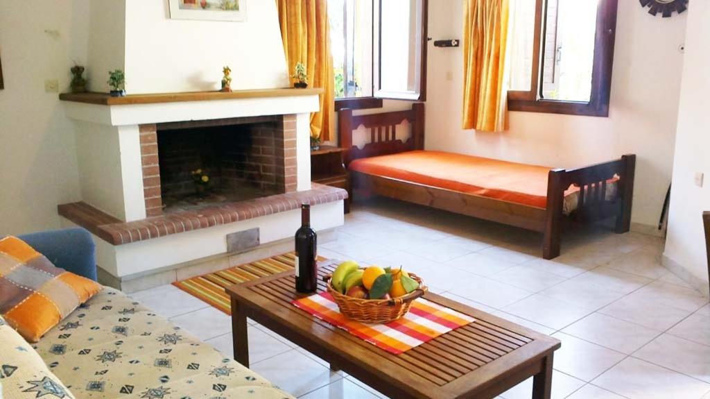 One-Bedroom Apartment (2 Adults + 2 Children) photo 1