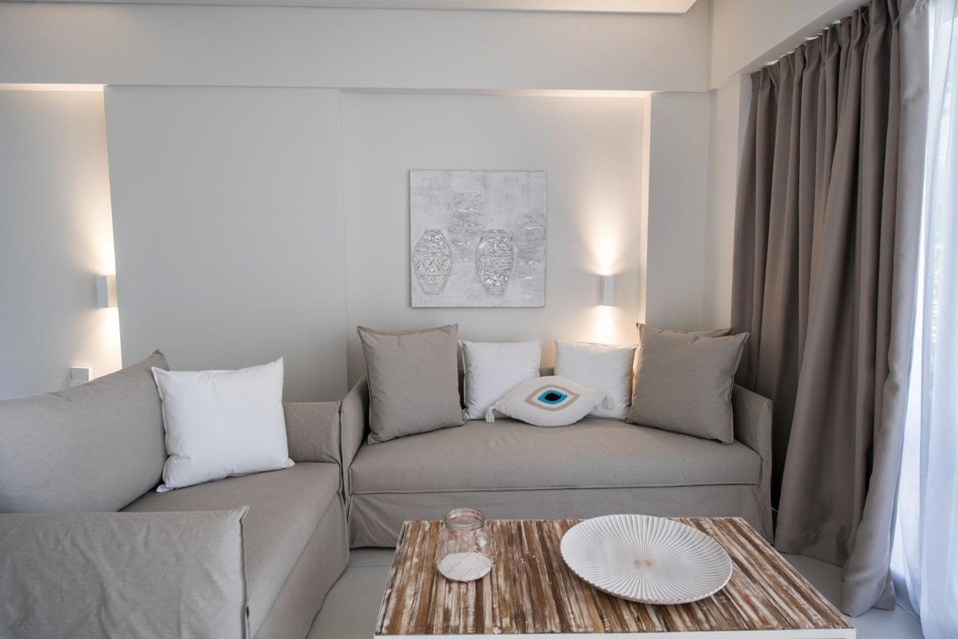 Suite with Garden View - Photo 18