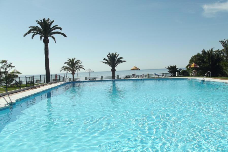 Apartment with Sea View - Photo 12