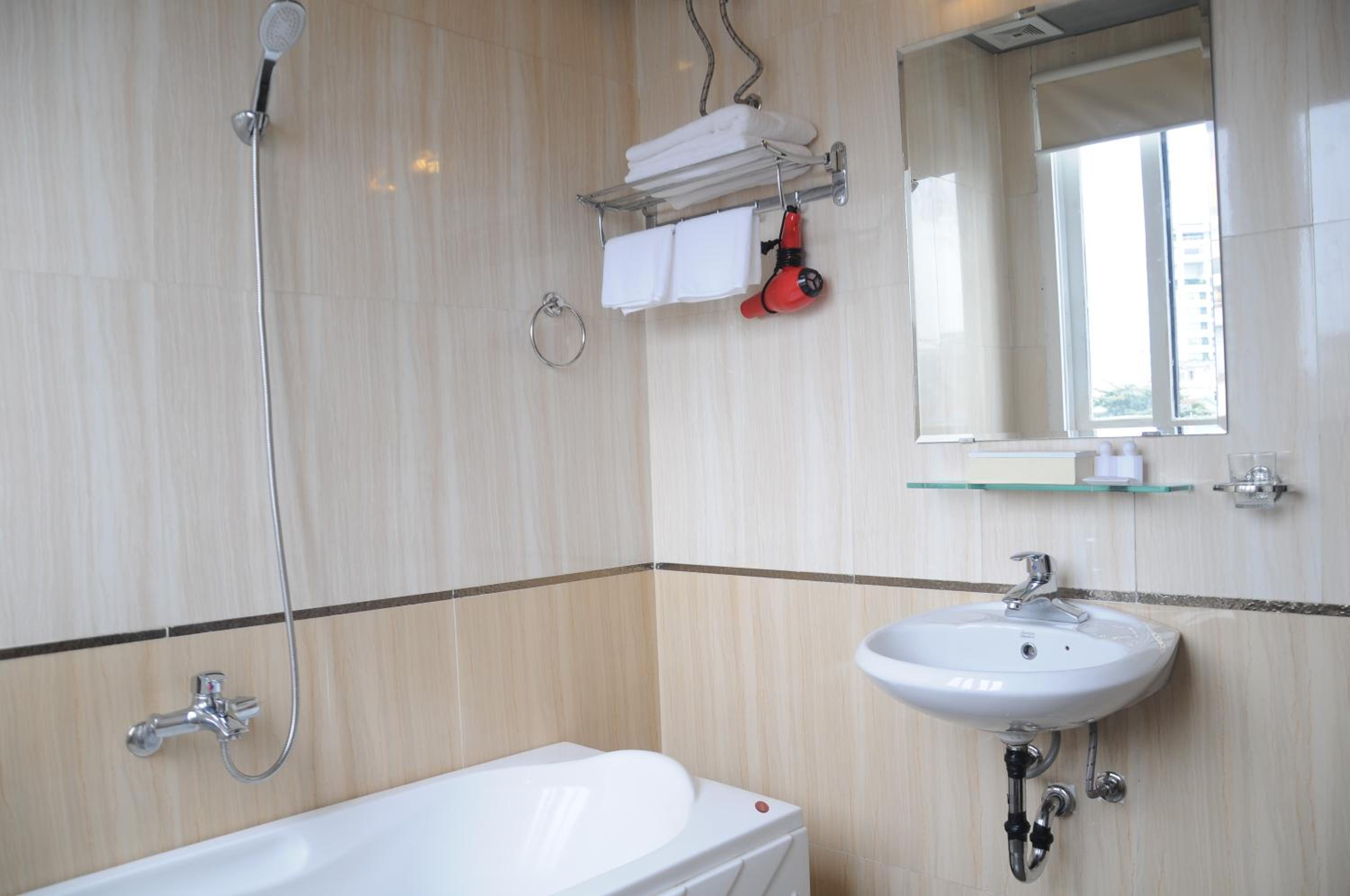 Suite with City View photo 3