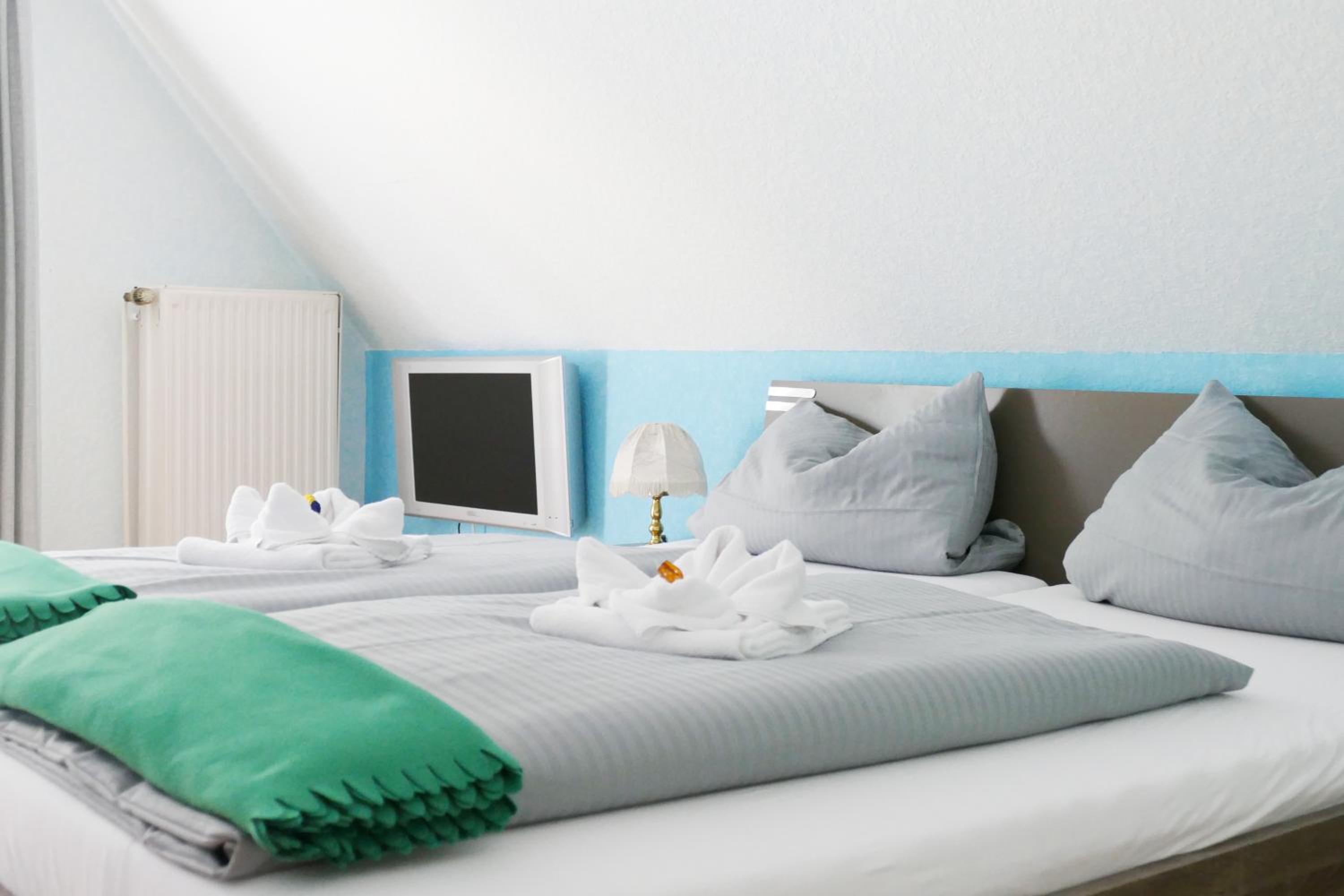 Double Room - Photo 5