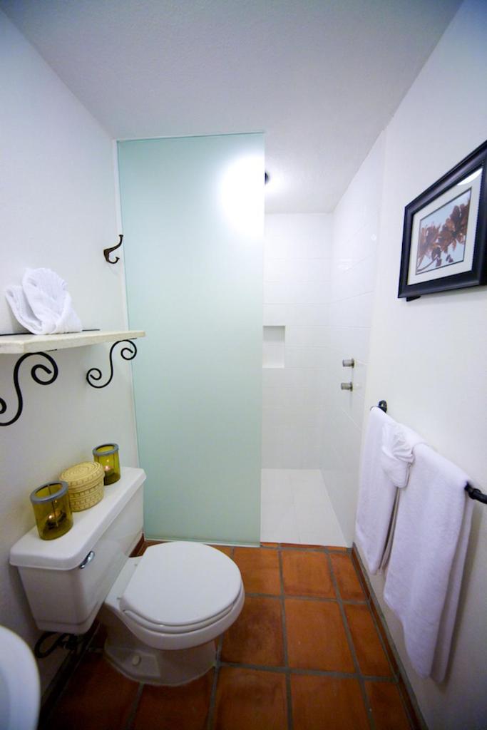Standard Room - Photo 18