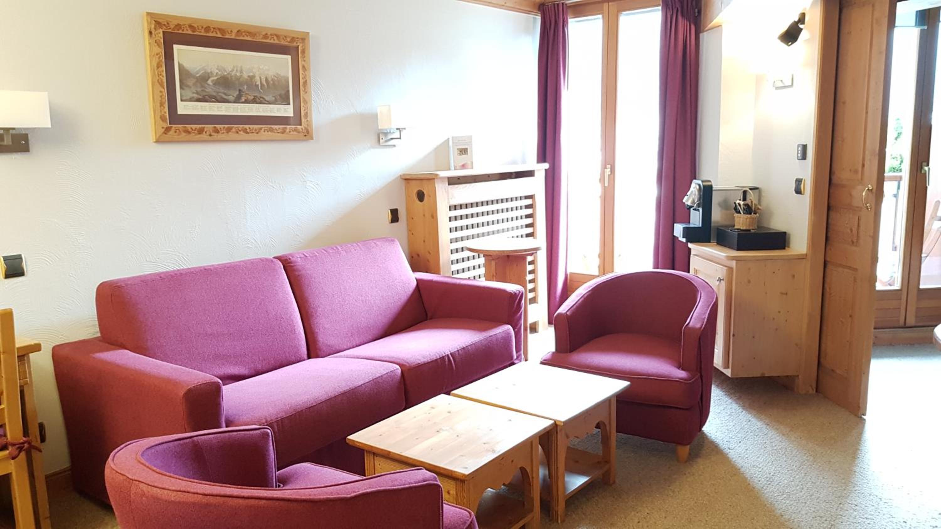 Suite- Free Spa Access - Photo 2