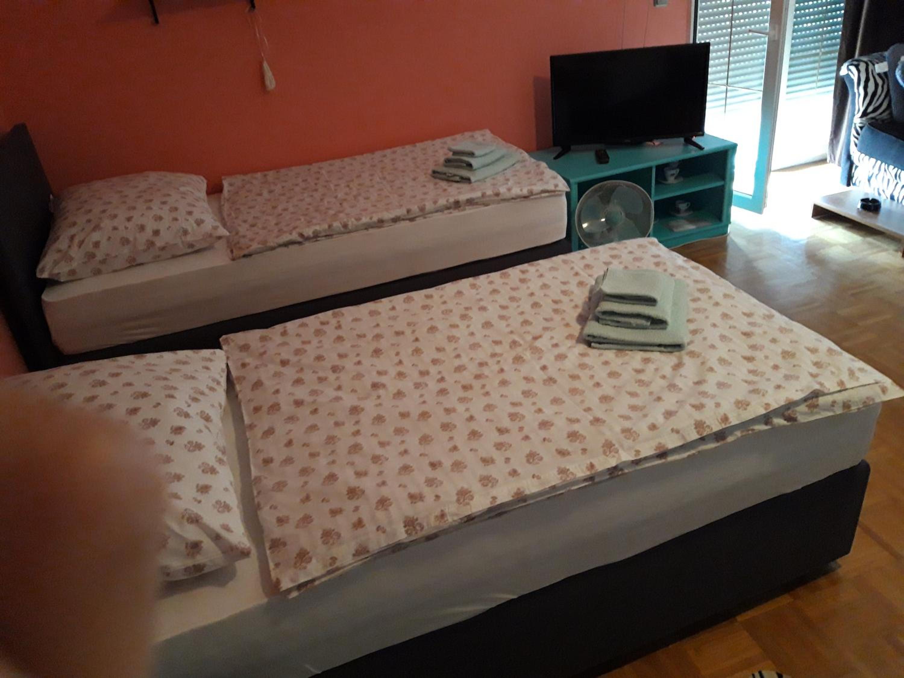 Triple Room - Photo 10