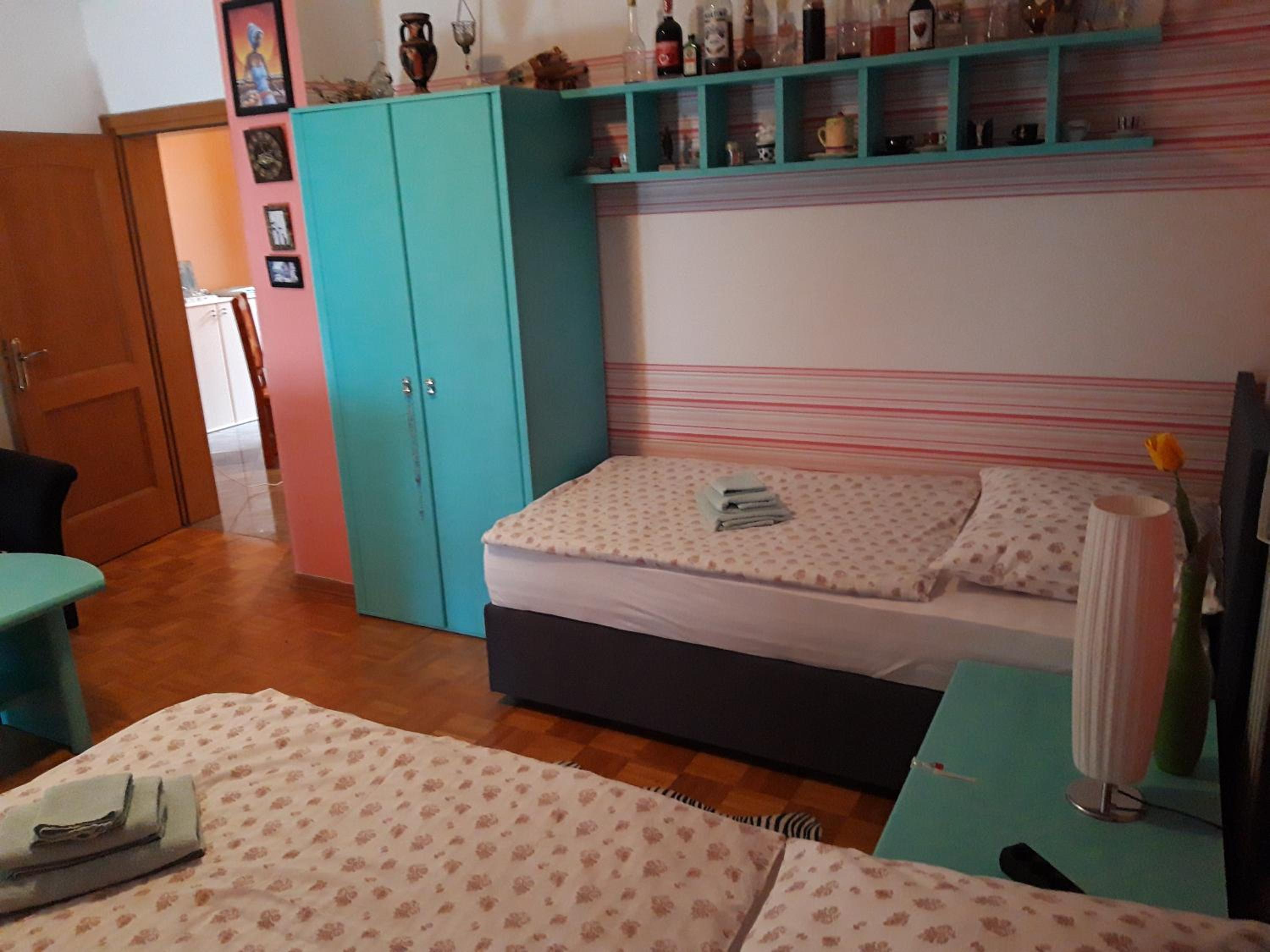 Triple Room - Photo 9