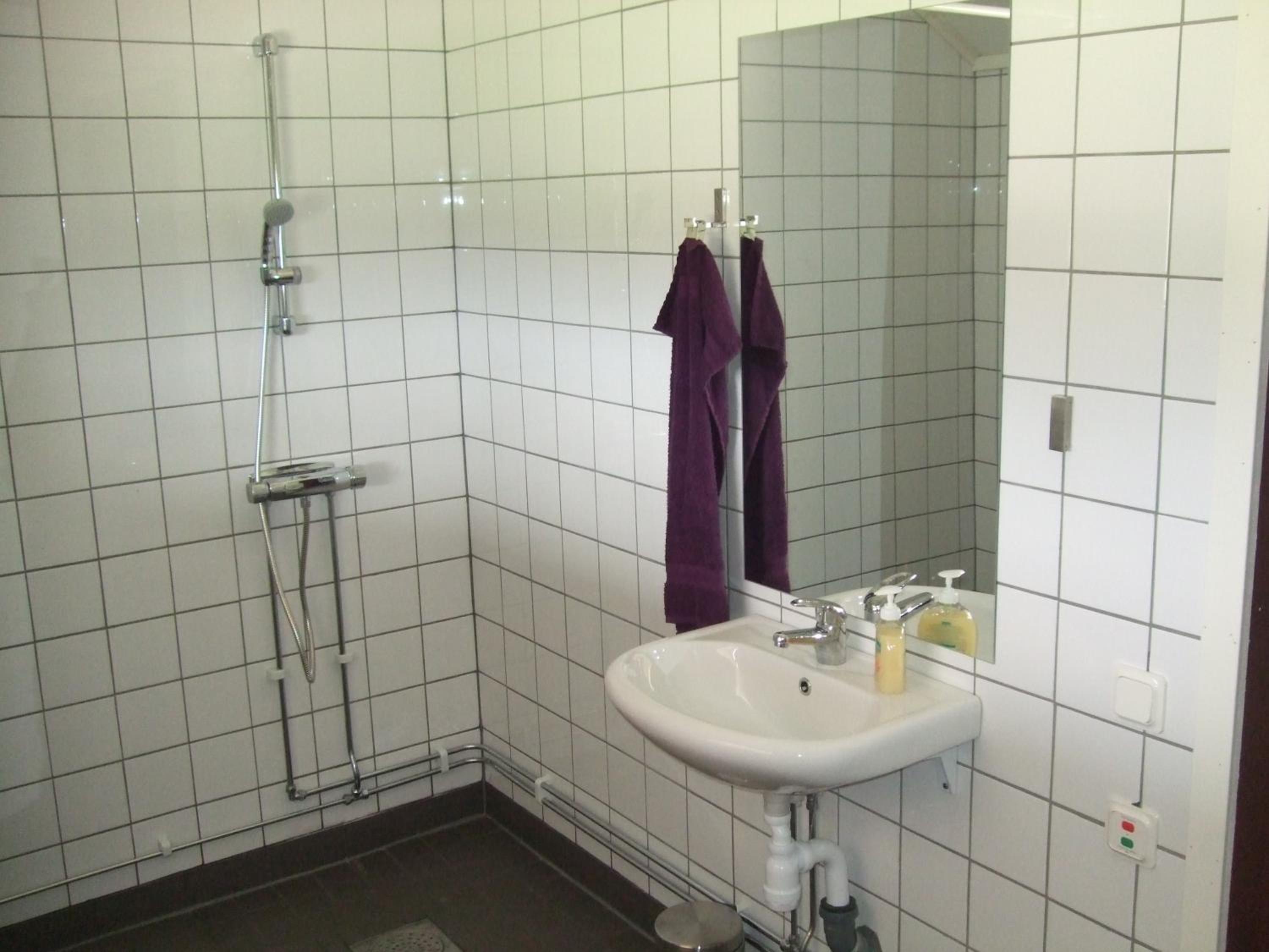 Quadruple Room - Photo 6
