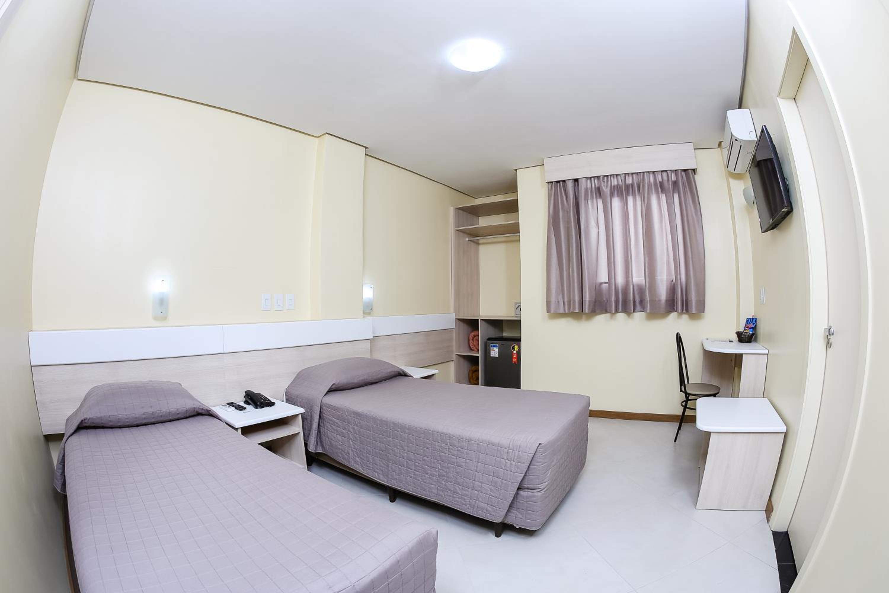 Standard Twin Room photo 1