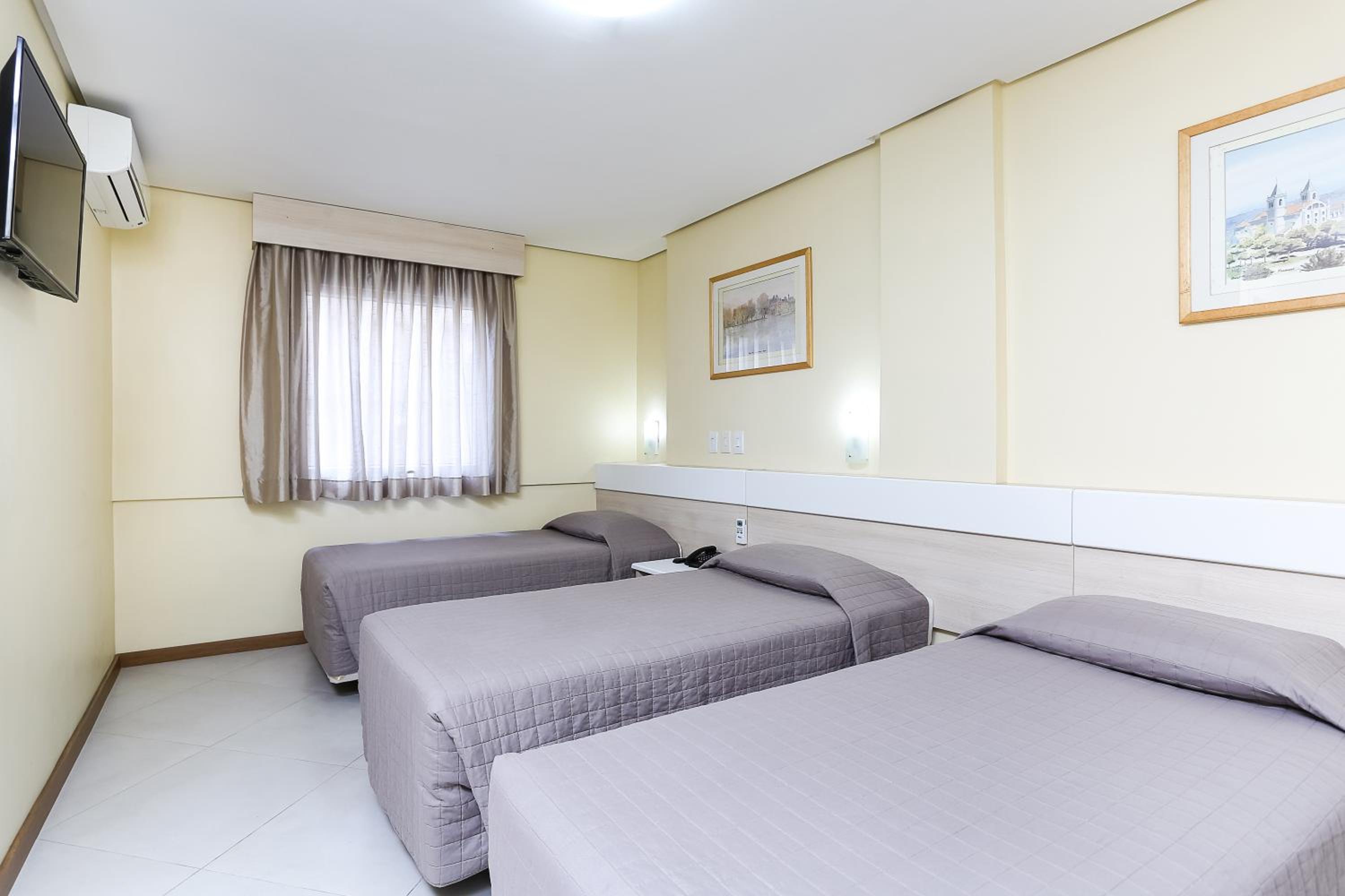 Standard Triple Room photo 1