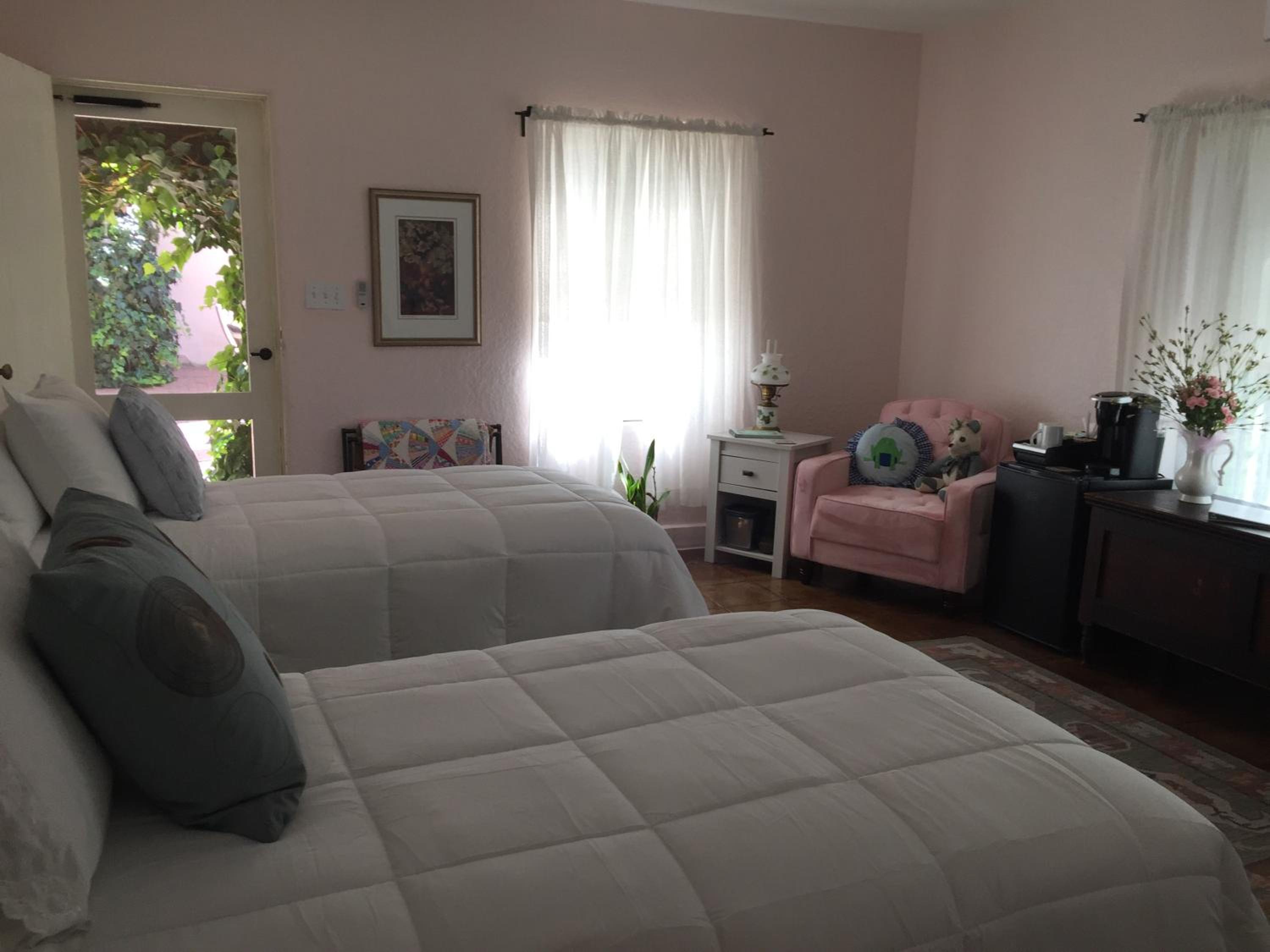 King Room with Garden View