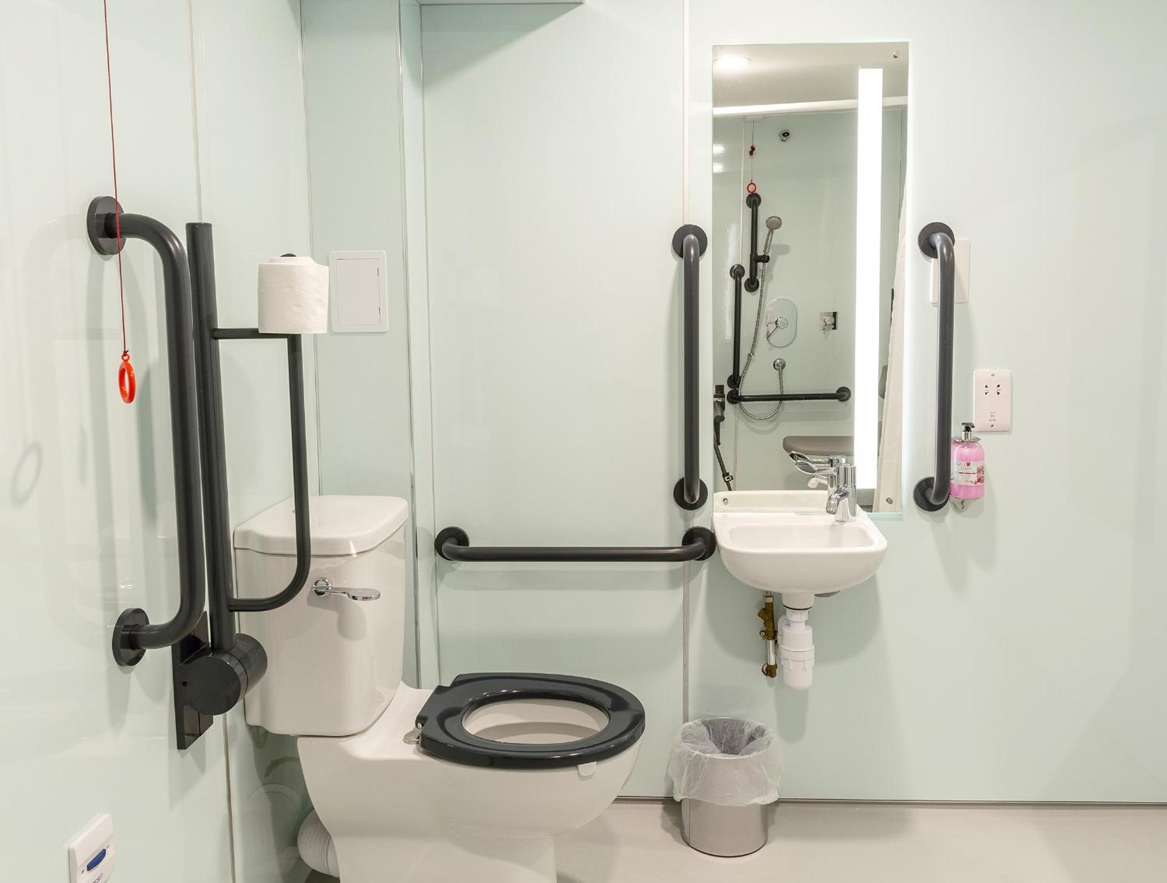 Double Room - Disability Access - Photo 11