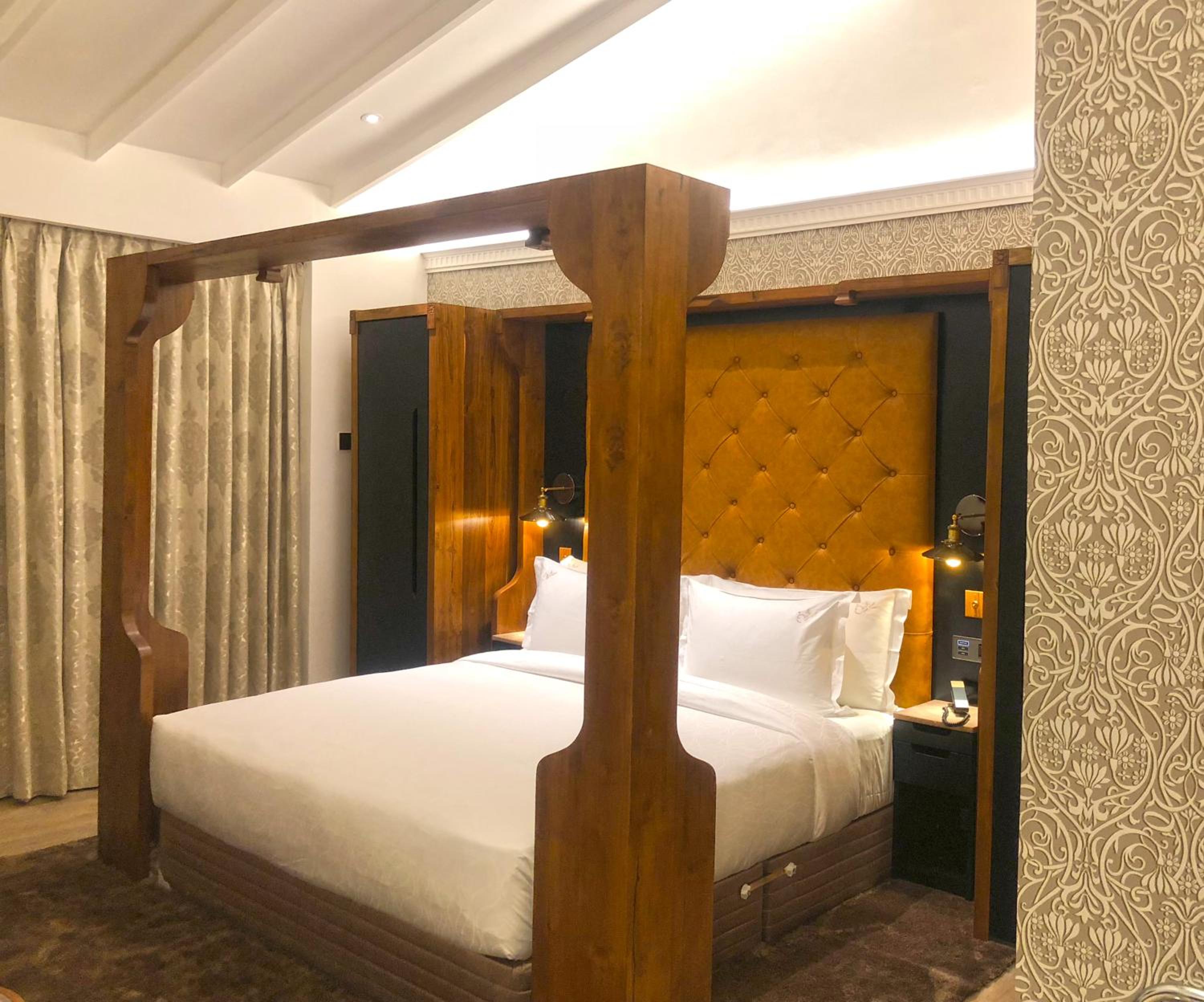 The Radh Premier Suite - Photo 1