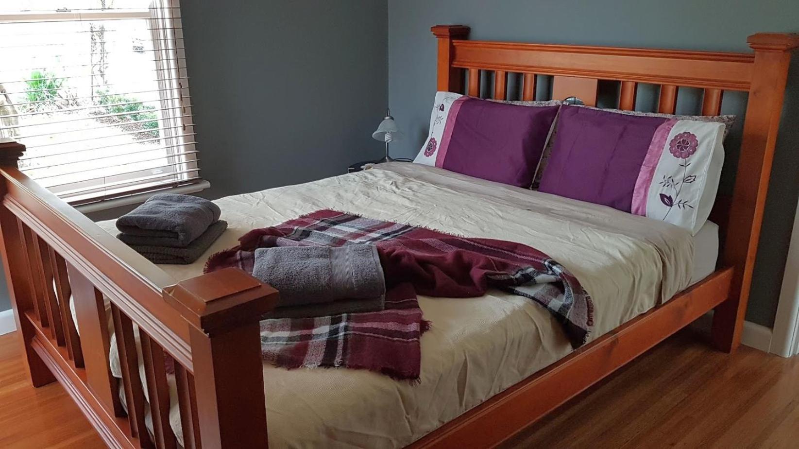Two-Bedroom House photo 3