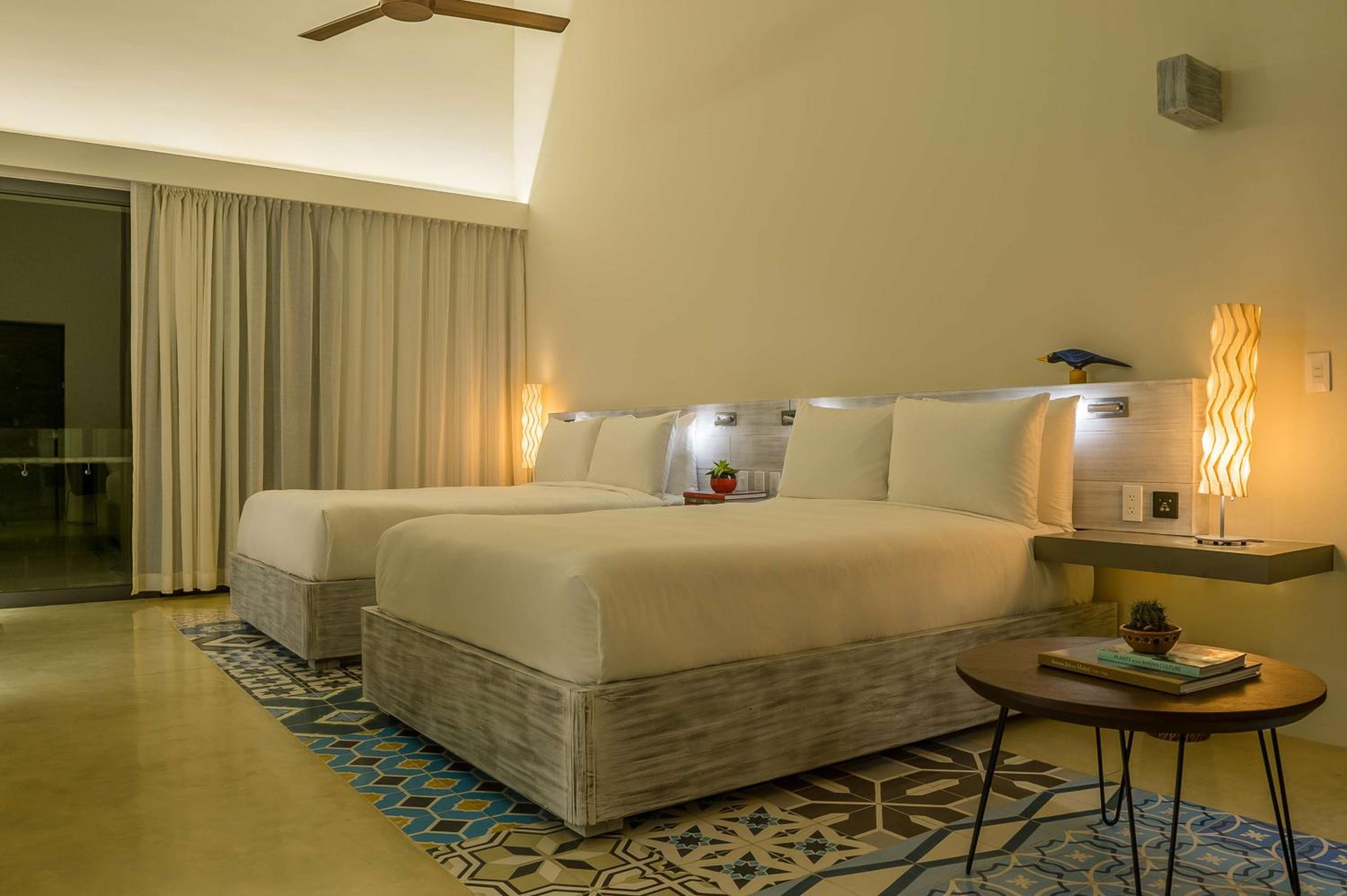 Double Room with Two Double Beds - Photo 5