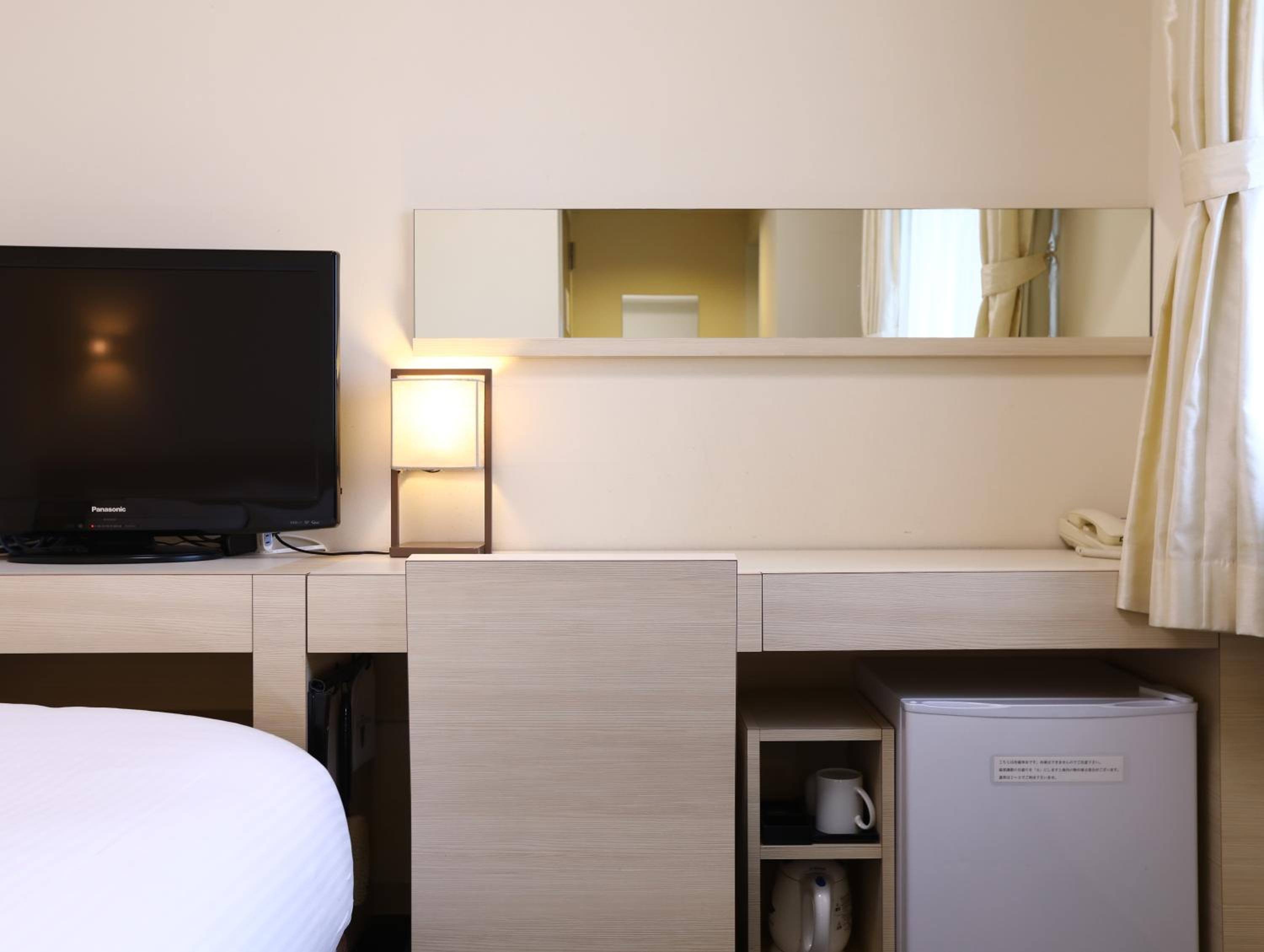 Standard Double Room - Non-Smoking  - Photo 15